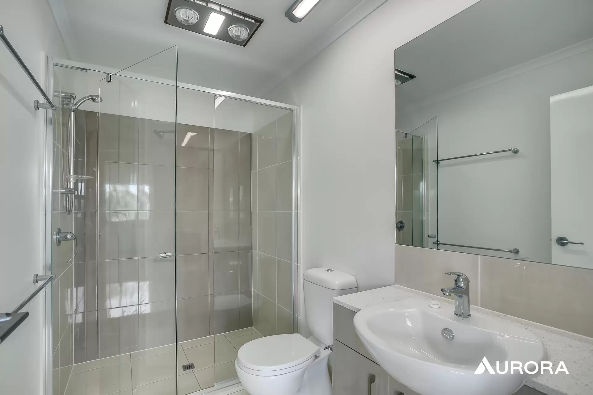 8/18 Mitcham Street, Gaythorne Leased by Aurora Property - image 1