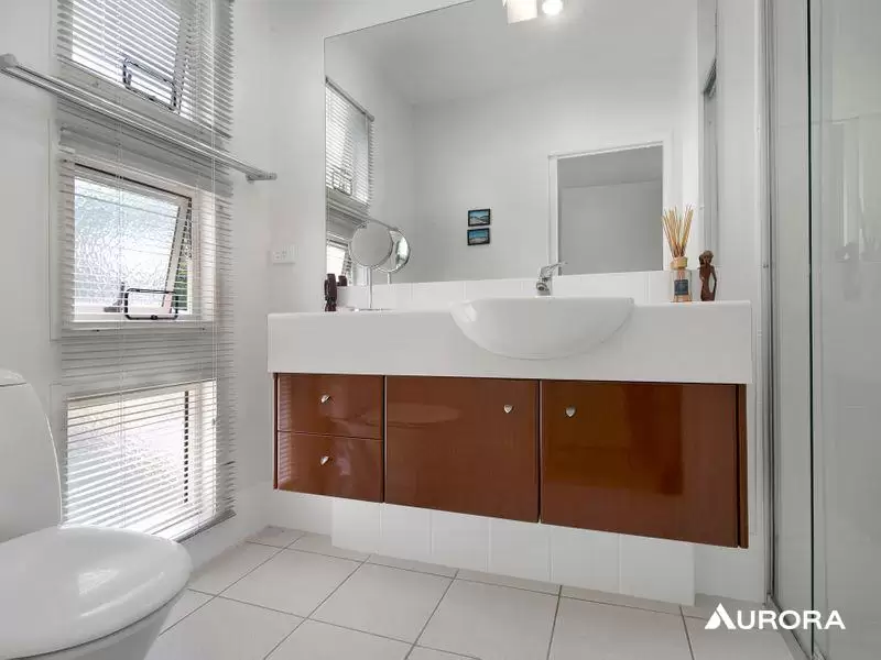 38 Terrace Street, Toowong Leased by Aurora Property - image 9