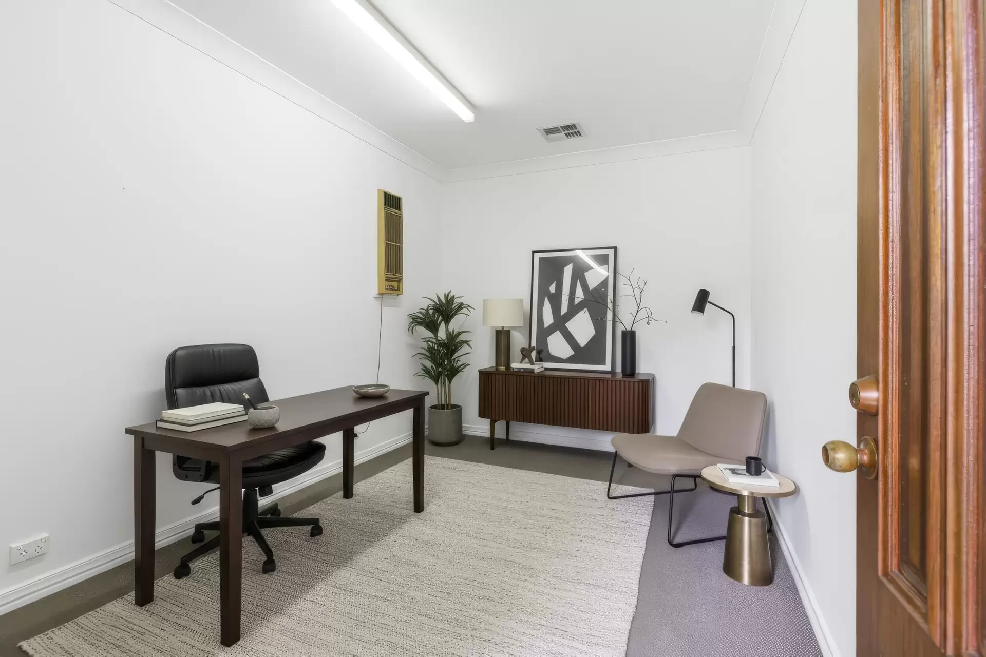 61 Edmondstone Street, Newmarket Leased by Aurora Property - image 1