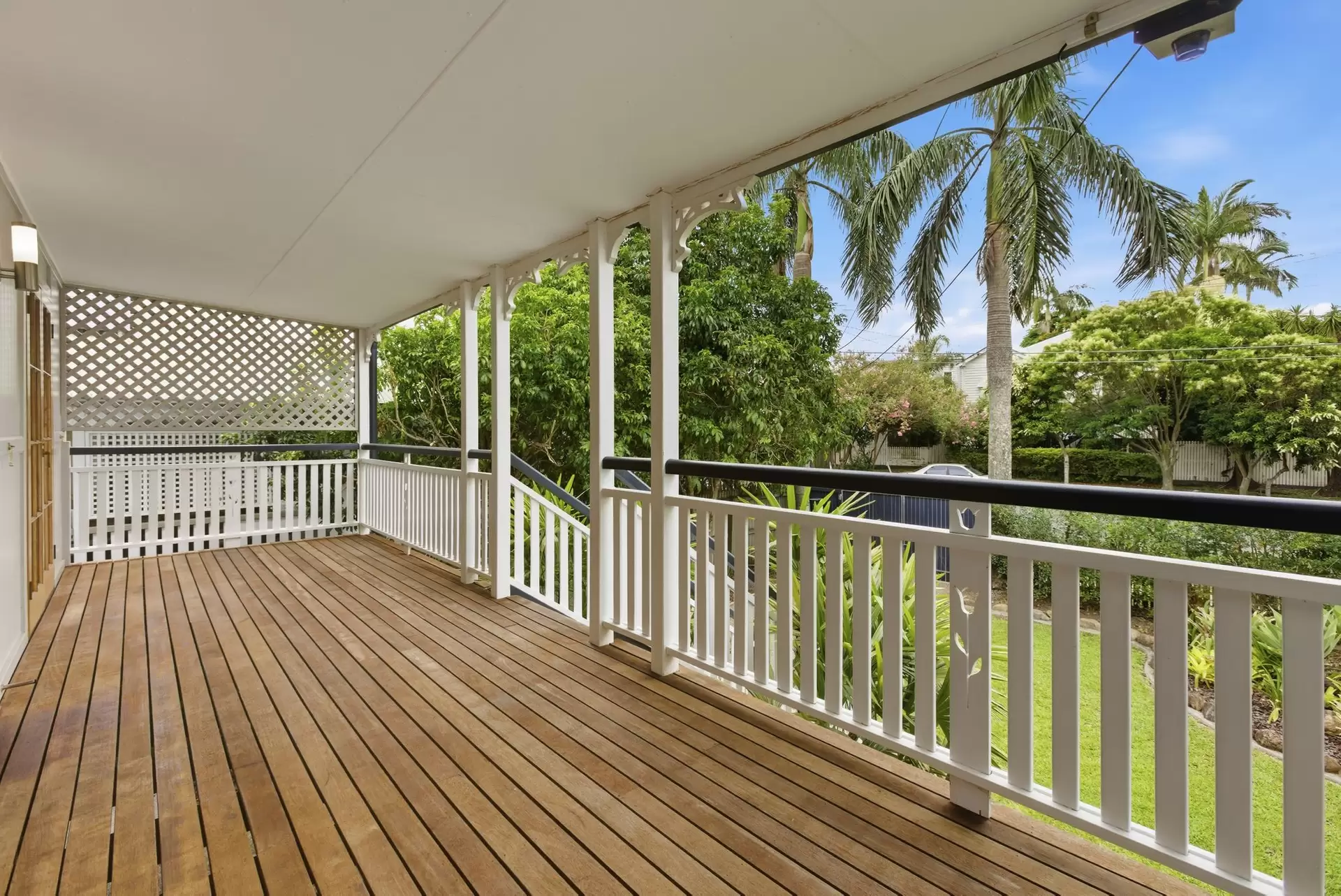 61 Edmondstone Street, Newmarket Leased by Aurora Property - image 1