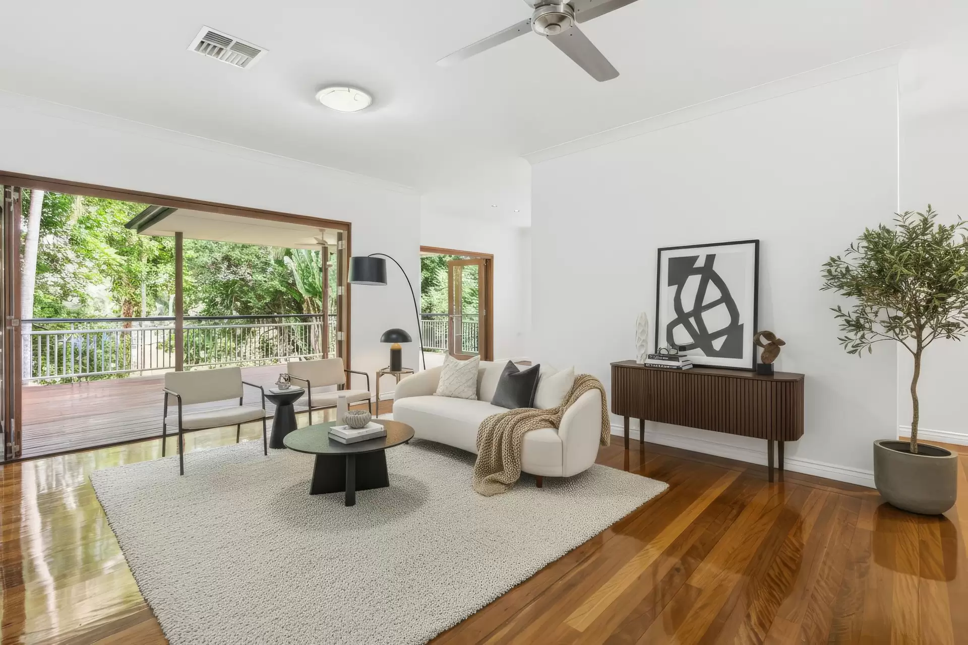 61 Edmondstone Street, Newmarket Leased by Aurora Property - image 1