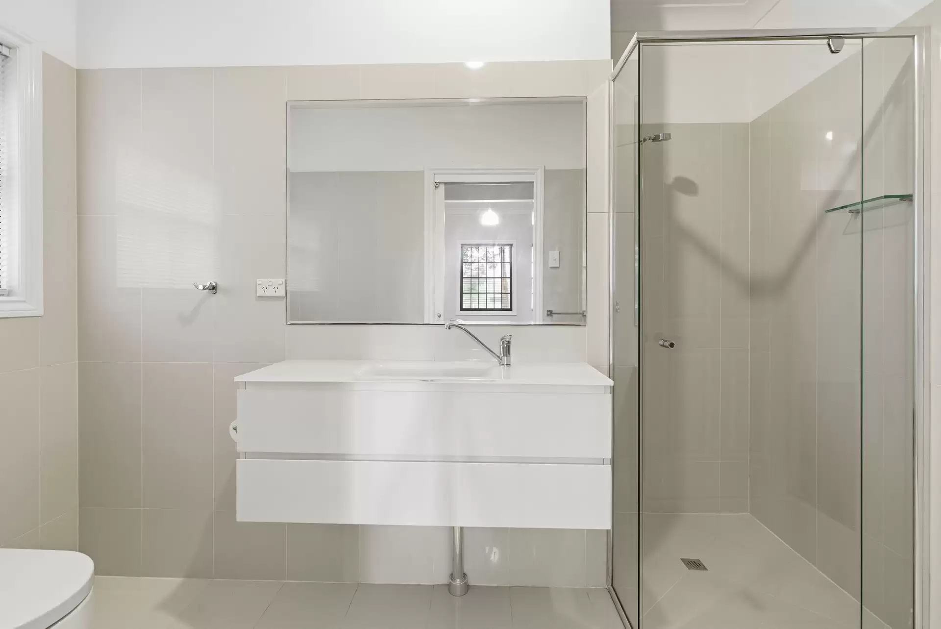 61 Edmondstone Street, Newmarket Leased by Aurora Property - image 1