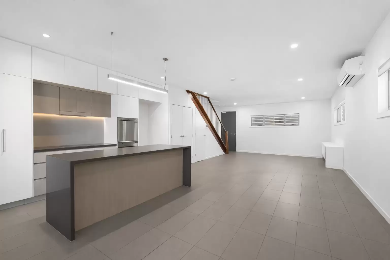 6/30 Sale Yards Lane, Newmarket Sold by Aurora Property - image 3