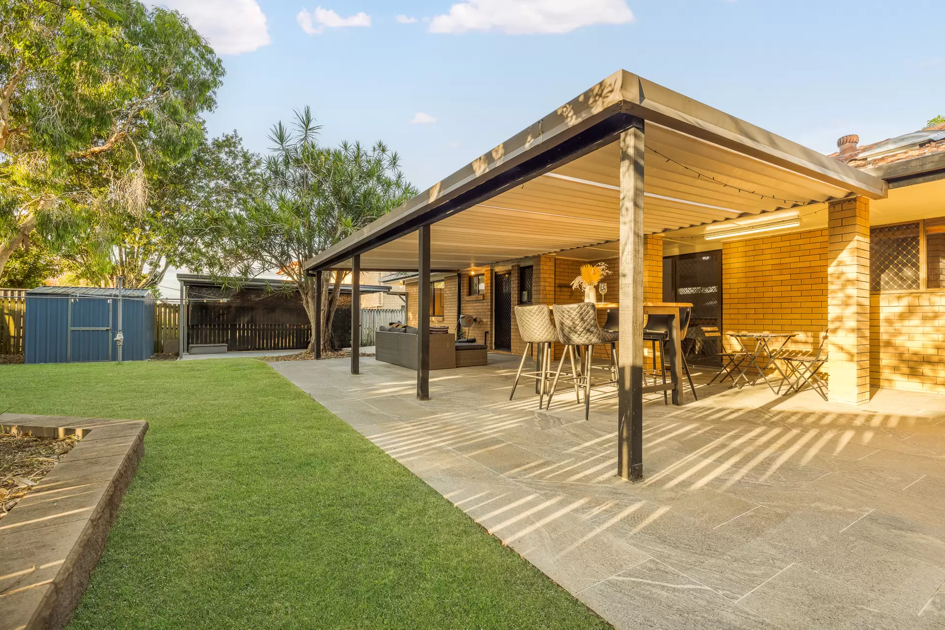 21 Banwell Crescent, Carindale Sold by Aurora Property - image 1