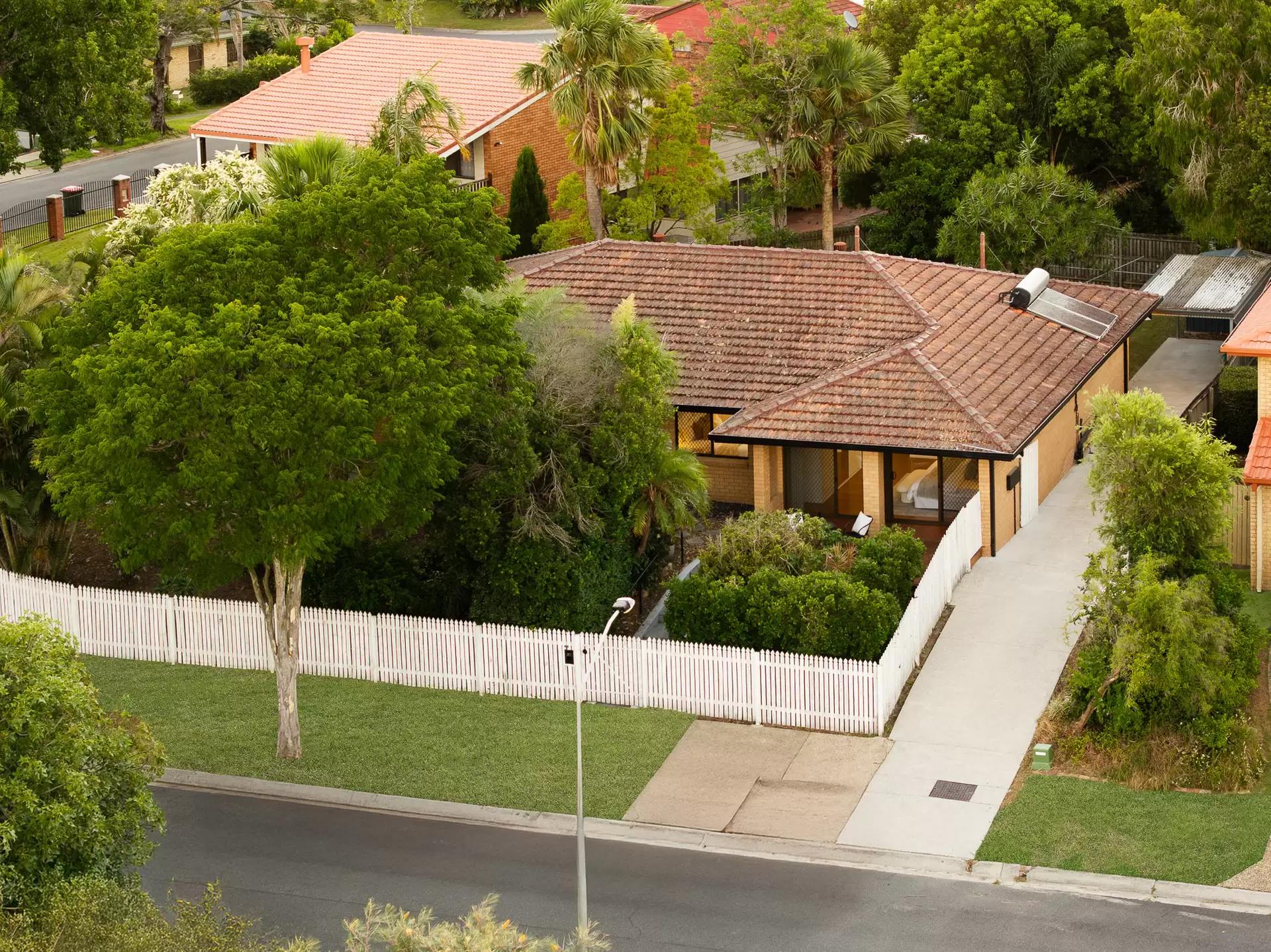 21 Banwell Crescent, Carindale Sold by Aurora Property - image 1