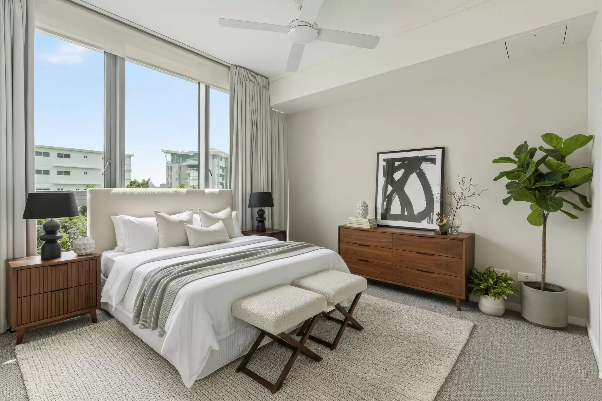 30507/2 Harbour Road, Hamilton Leased by Aurora Property - image 1