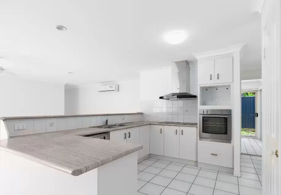 8 Marissa Close, Mansfield Leased by Aurora Property - image 4