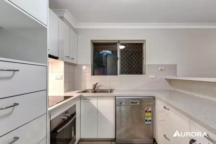 4/8 Clyde Road, Herston Leased by Aurora Property - image 3