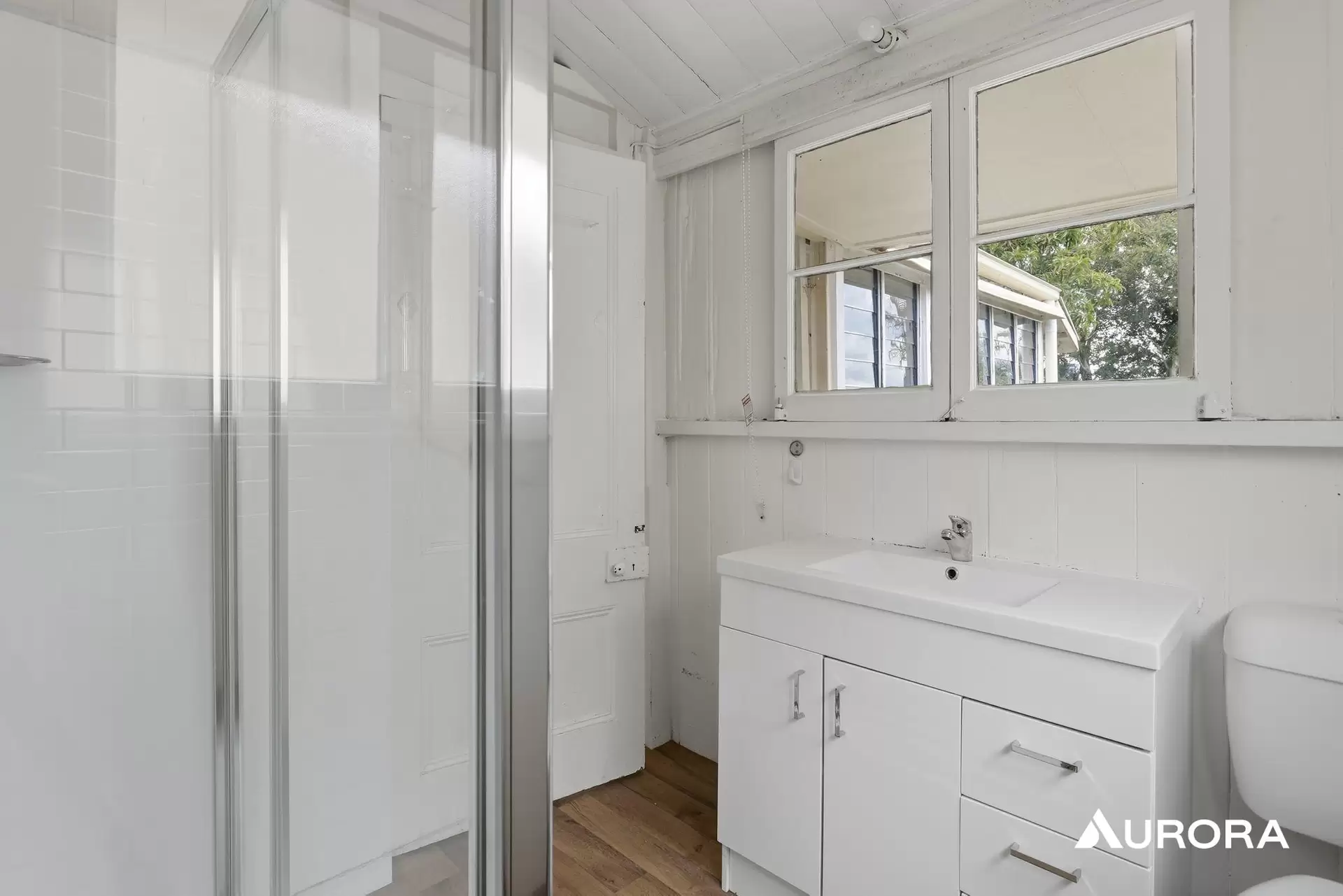 22 Elfin Street, East Brisbane Leased by Aurora Property - image 1