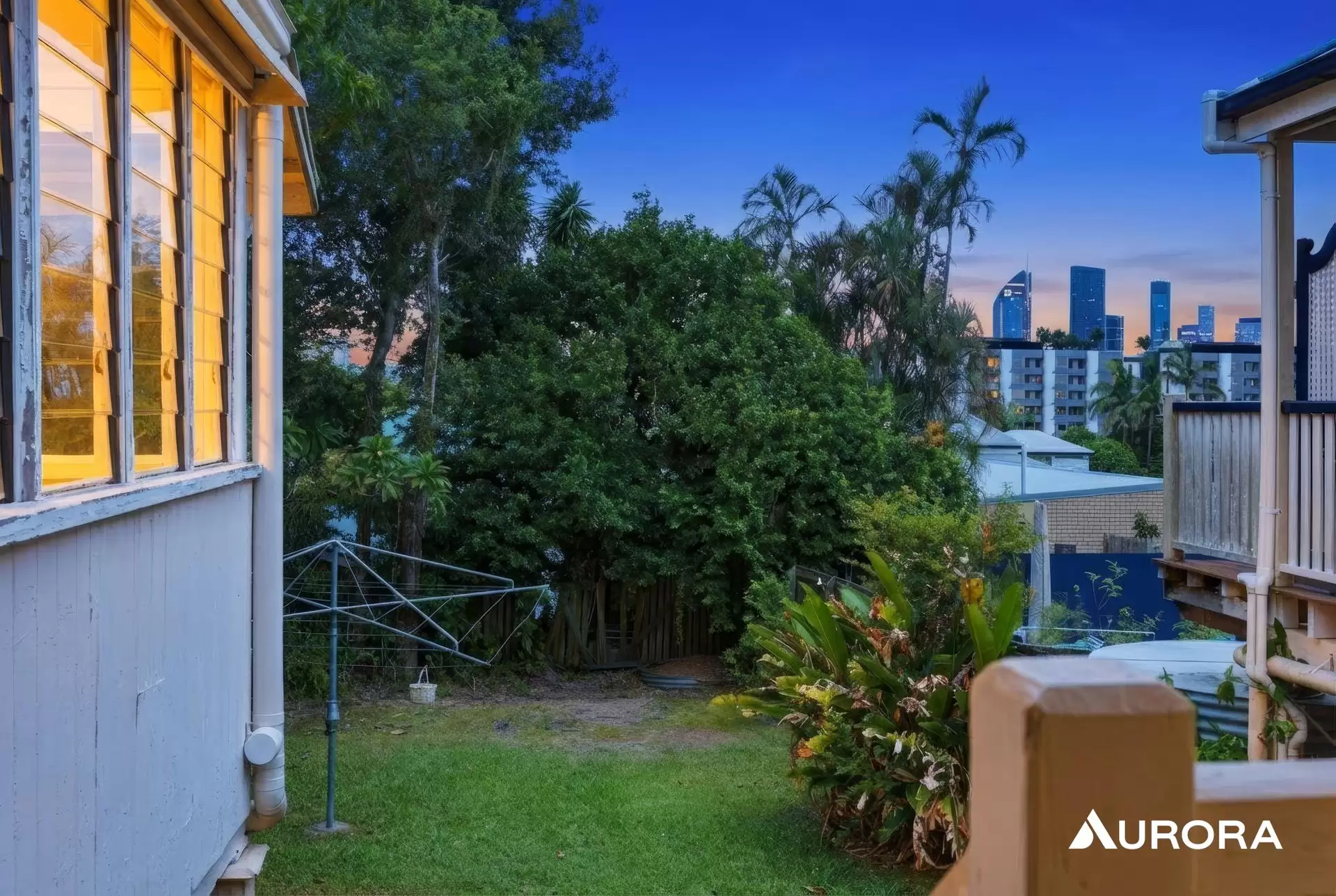 22 Elfin Street, East Brisbane Leased by Aurora Property - image 1
