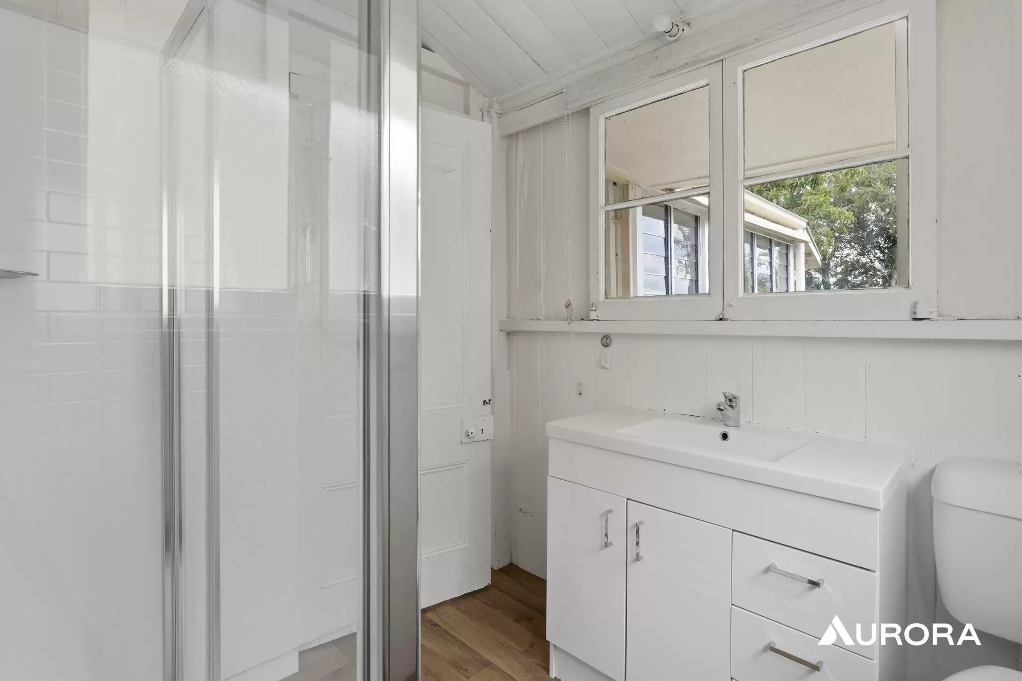 22 Elfin Street, East Brisbane Leased by Aurora Property - image 6