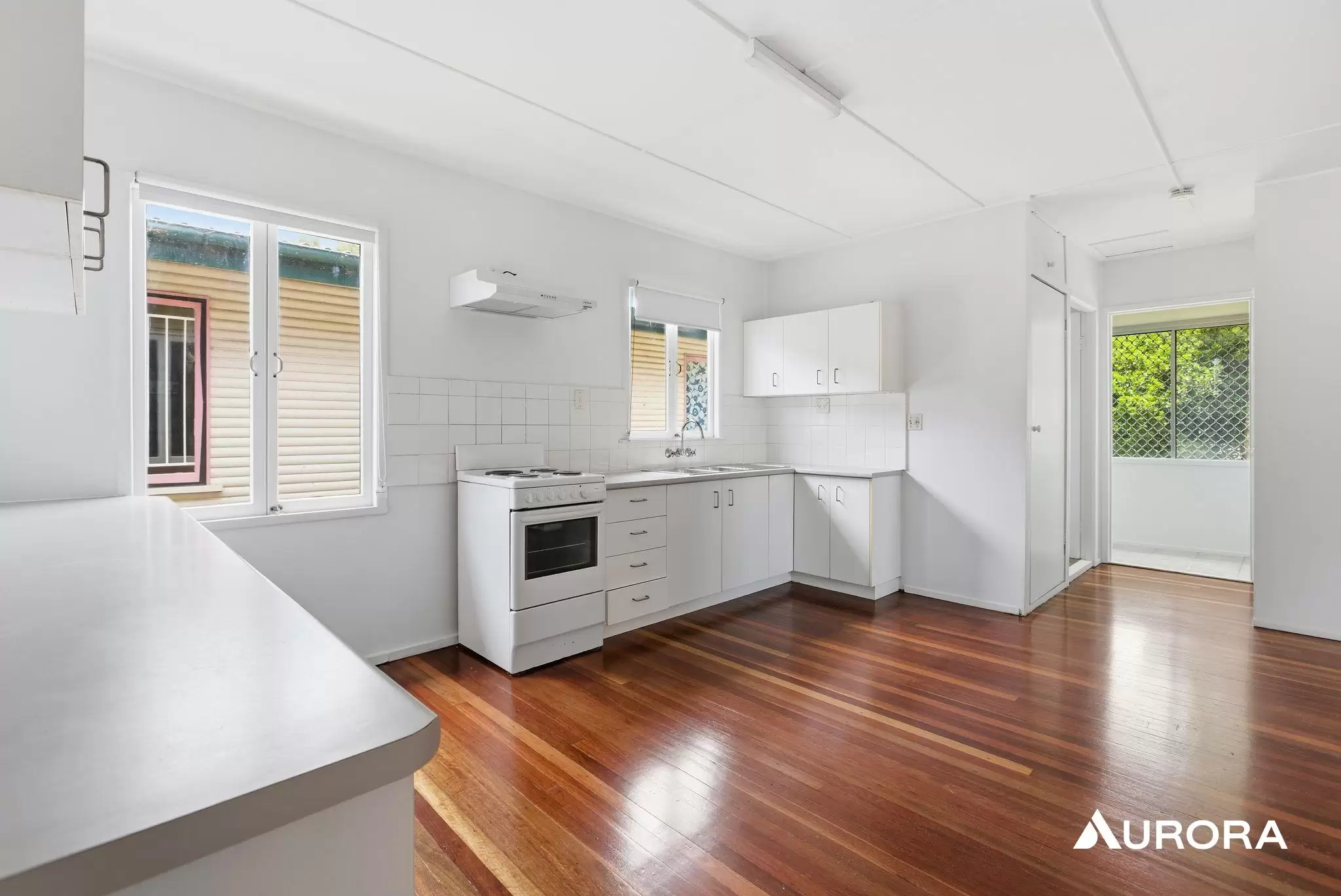 28 Miriam Street, Holland Park West Leased by Aurora Property - image 11