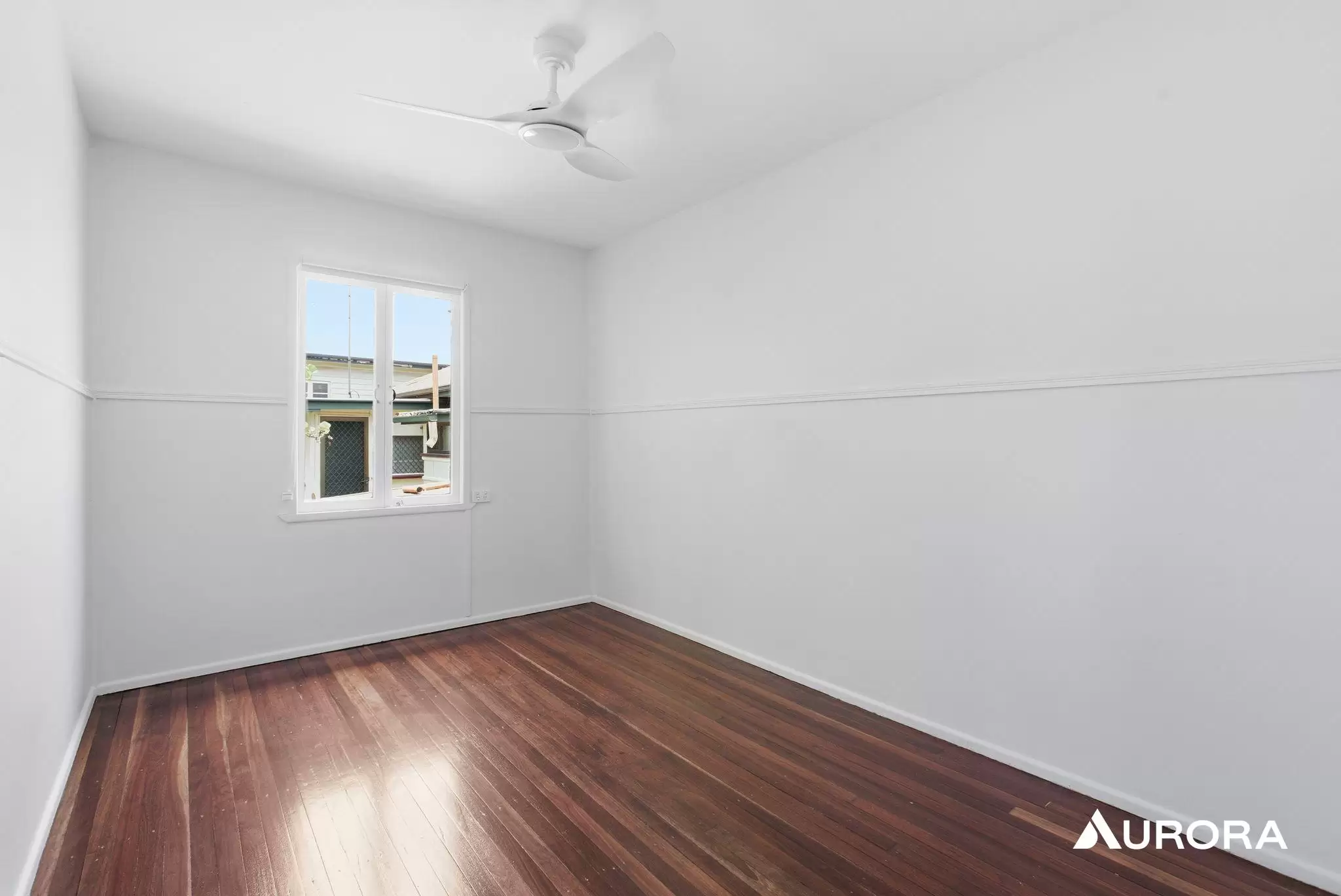 28 Miriam Street, Holland Park West Leased by Aurora Property - image 4