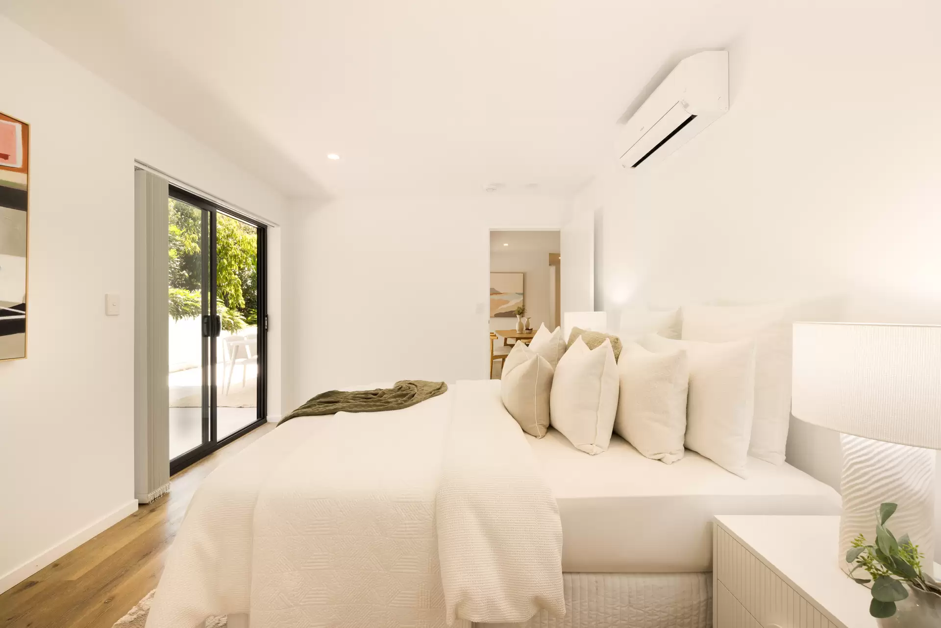 102/492 Samford Road, Gaythorne Sold by Aurora Property - image 1