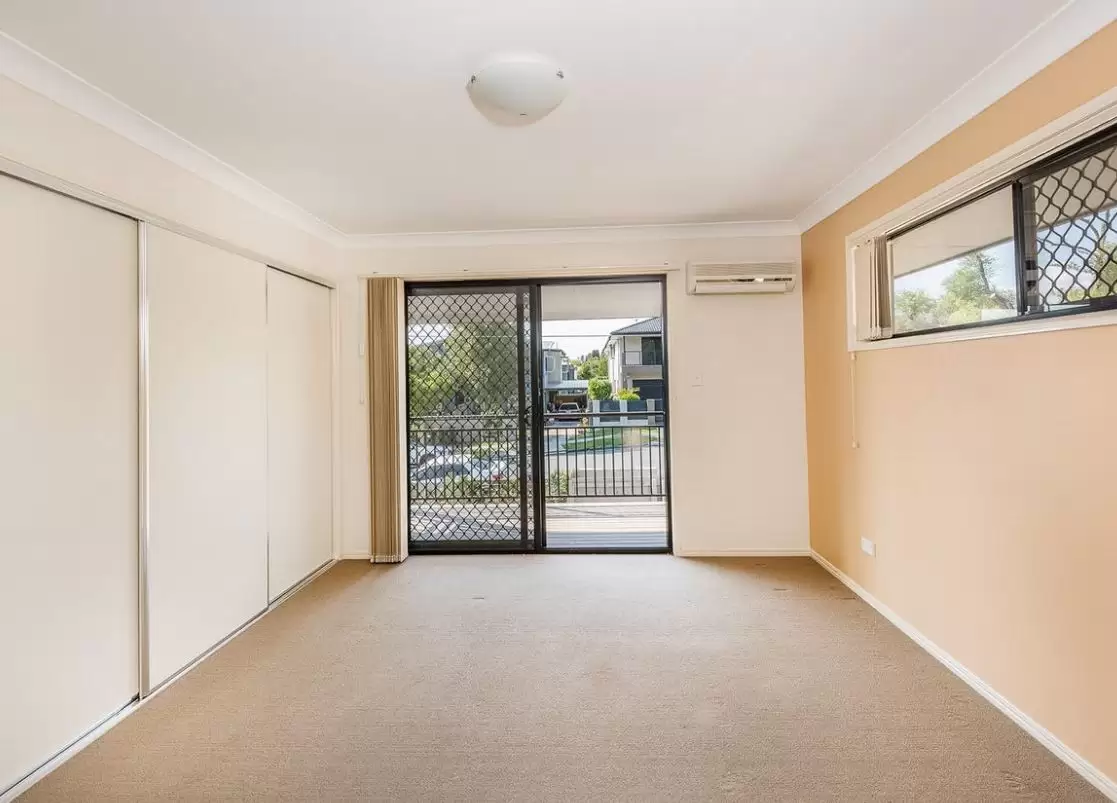 1/127 Jones Road, Carina Heights Leased by Aurora Property - image 5