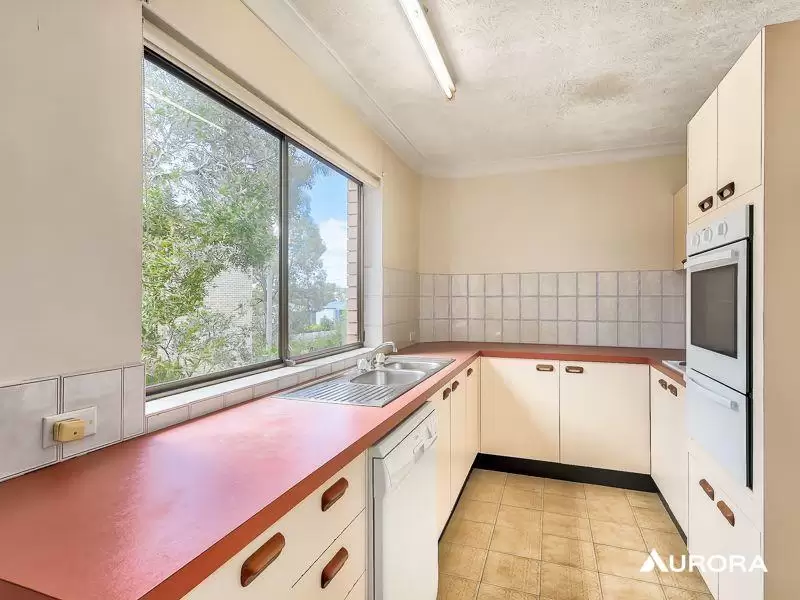 2/32 Terrace Street, Newmarket Leased by Aurora Property - image 5