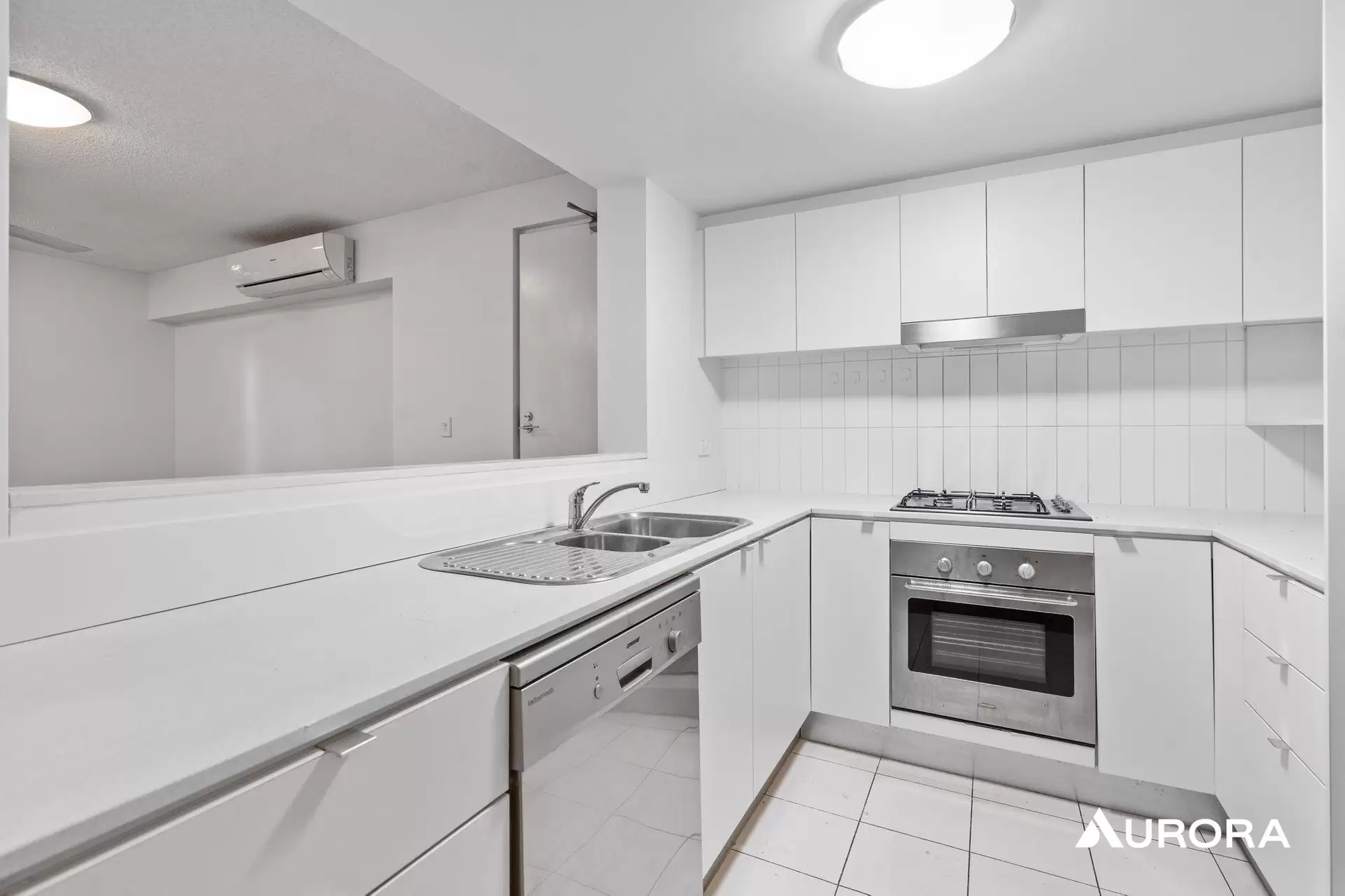 2/38 Robertson Street, Fortitude Valley Leased by Aurora Property - image 1