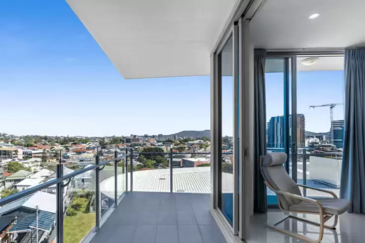606 32 Russell Street, South Brisbane For Lease by Aurora Property - image 1
