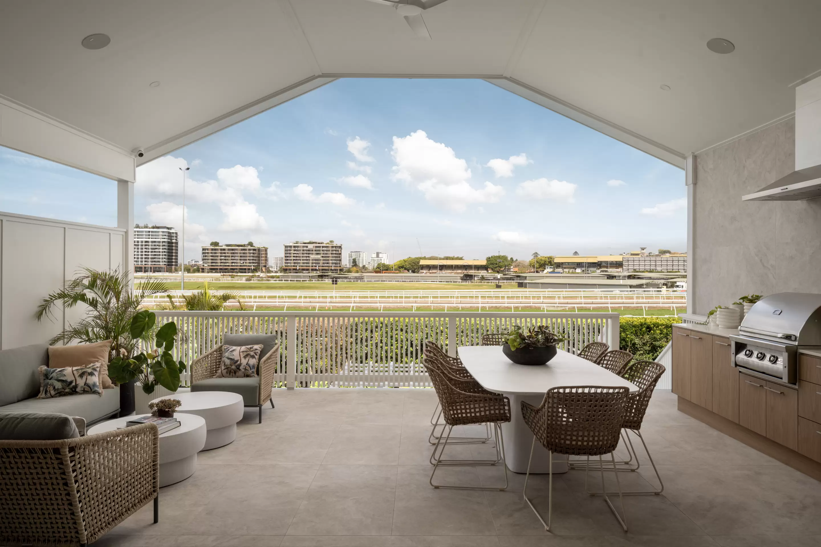 98 Mein Street, Hendra Sold by Aurora Property - image 2