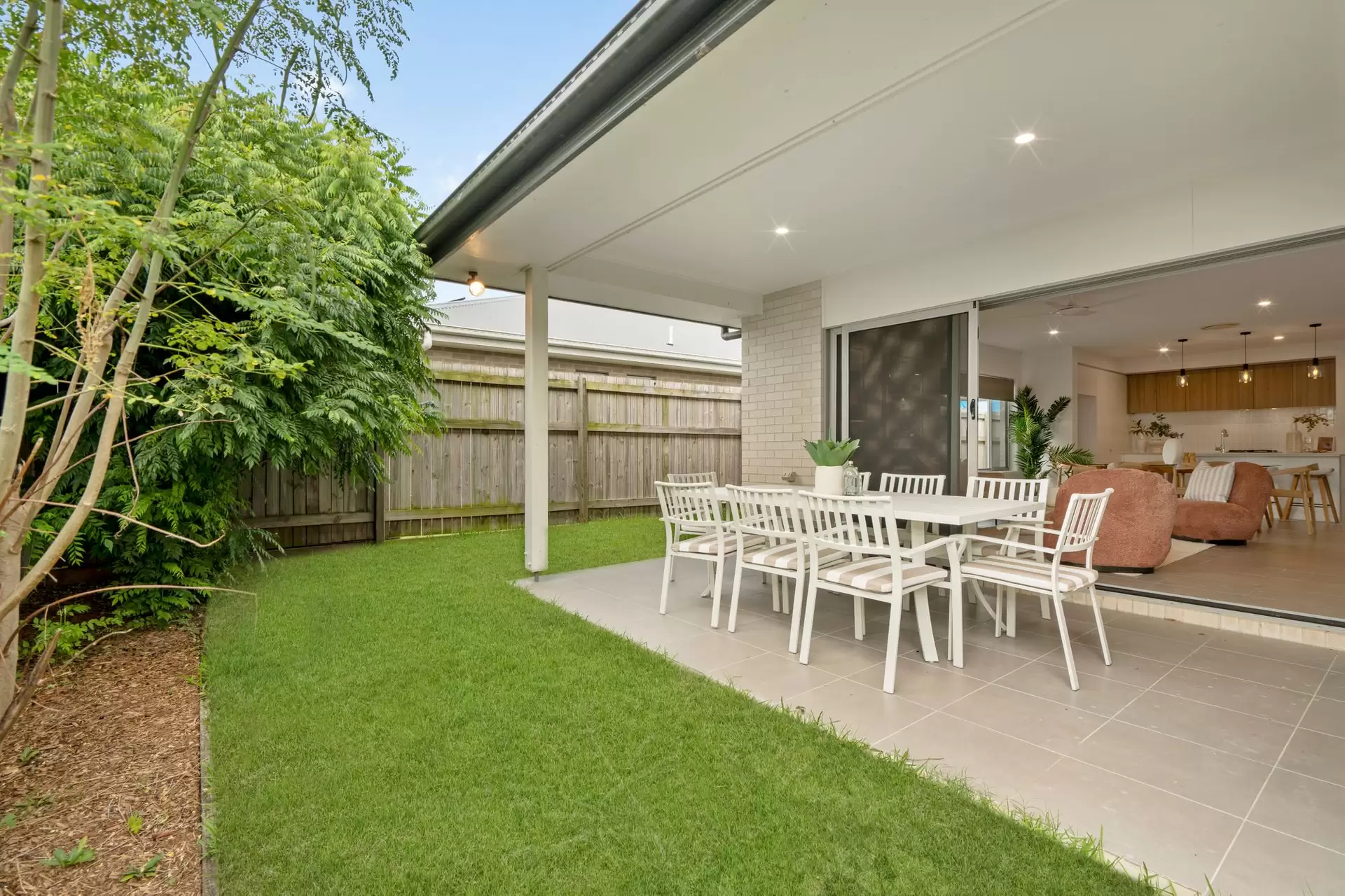 21 Rowley Street, Strathpine Sold by Aurora Property - image 1