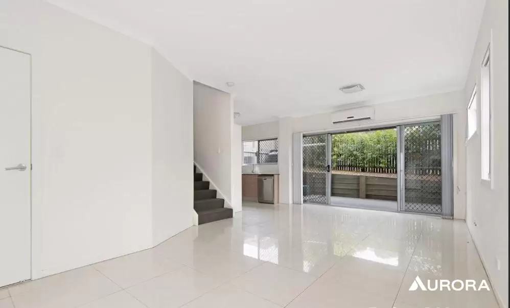 6/50 Booligal Street, Carina Leased by Aurora Property - image 3