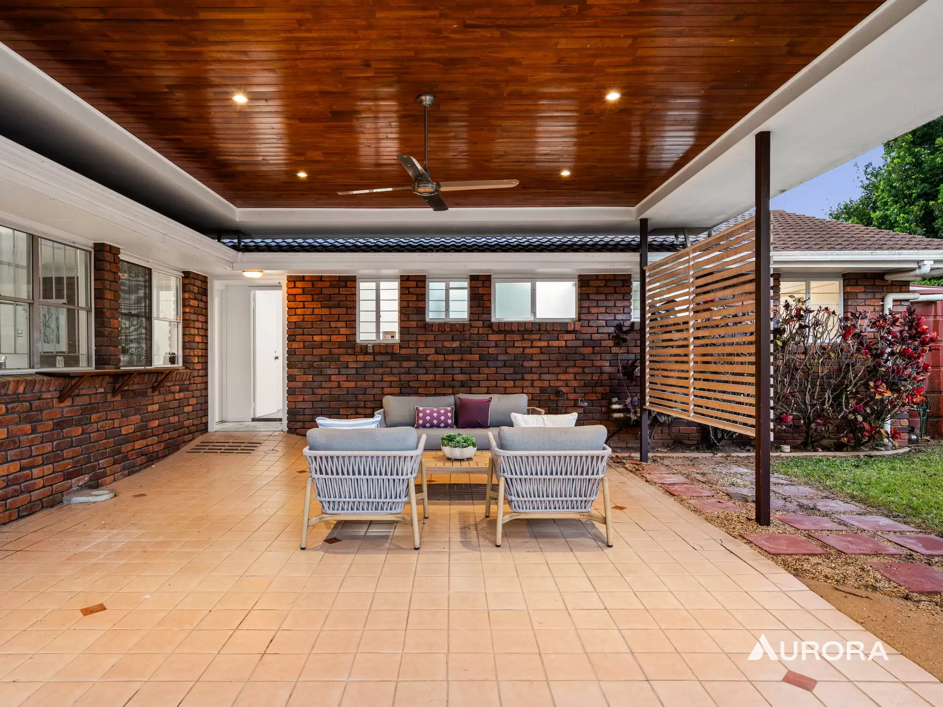 7 Faringdon Street, Robertson Sold by Aurora Property - image 1
