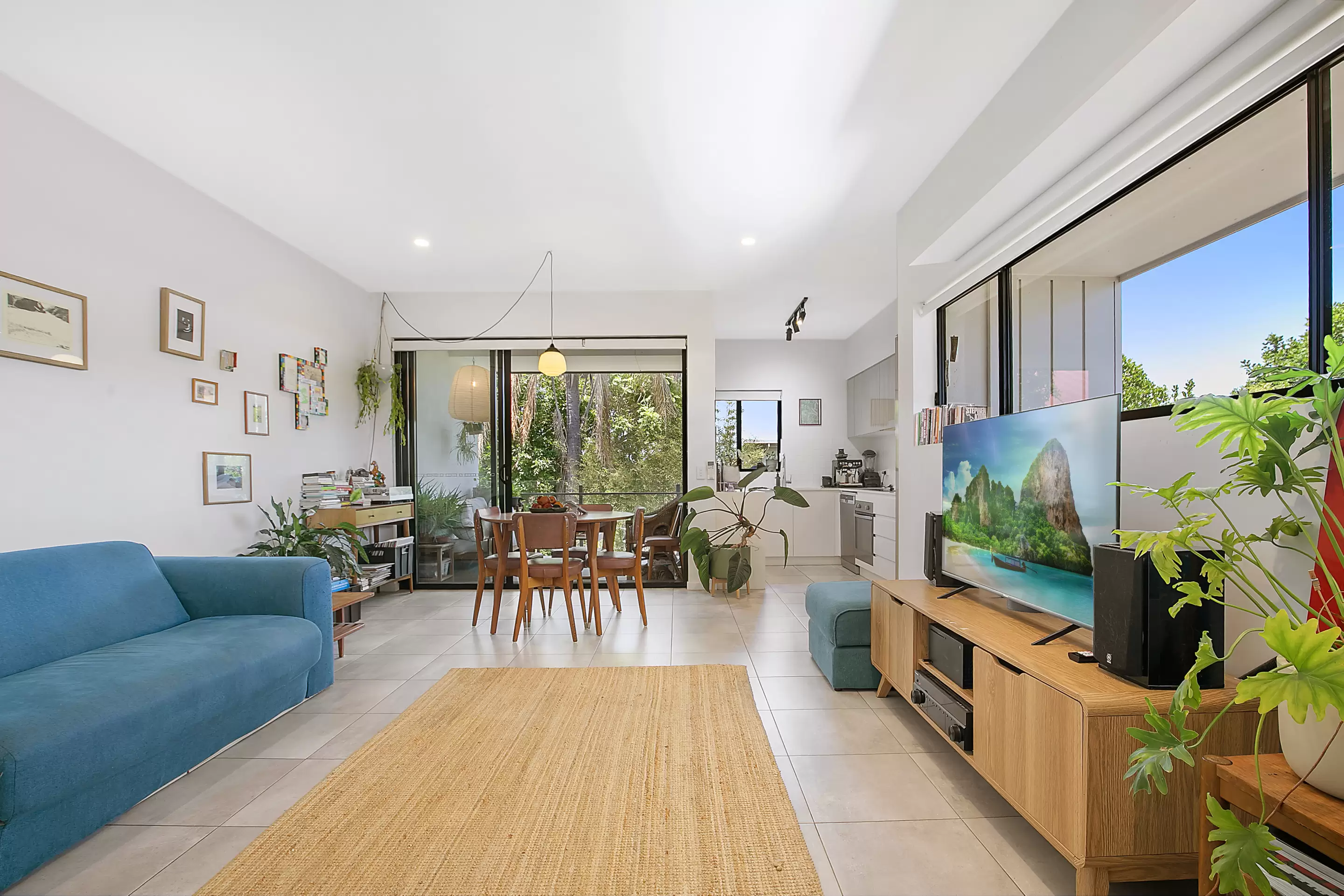 10/40 Nicklin Street, Coorparoo Sold by Aurora Property - image 2