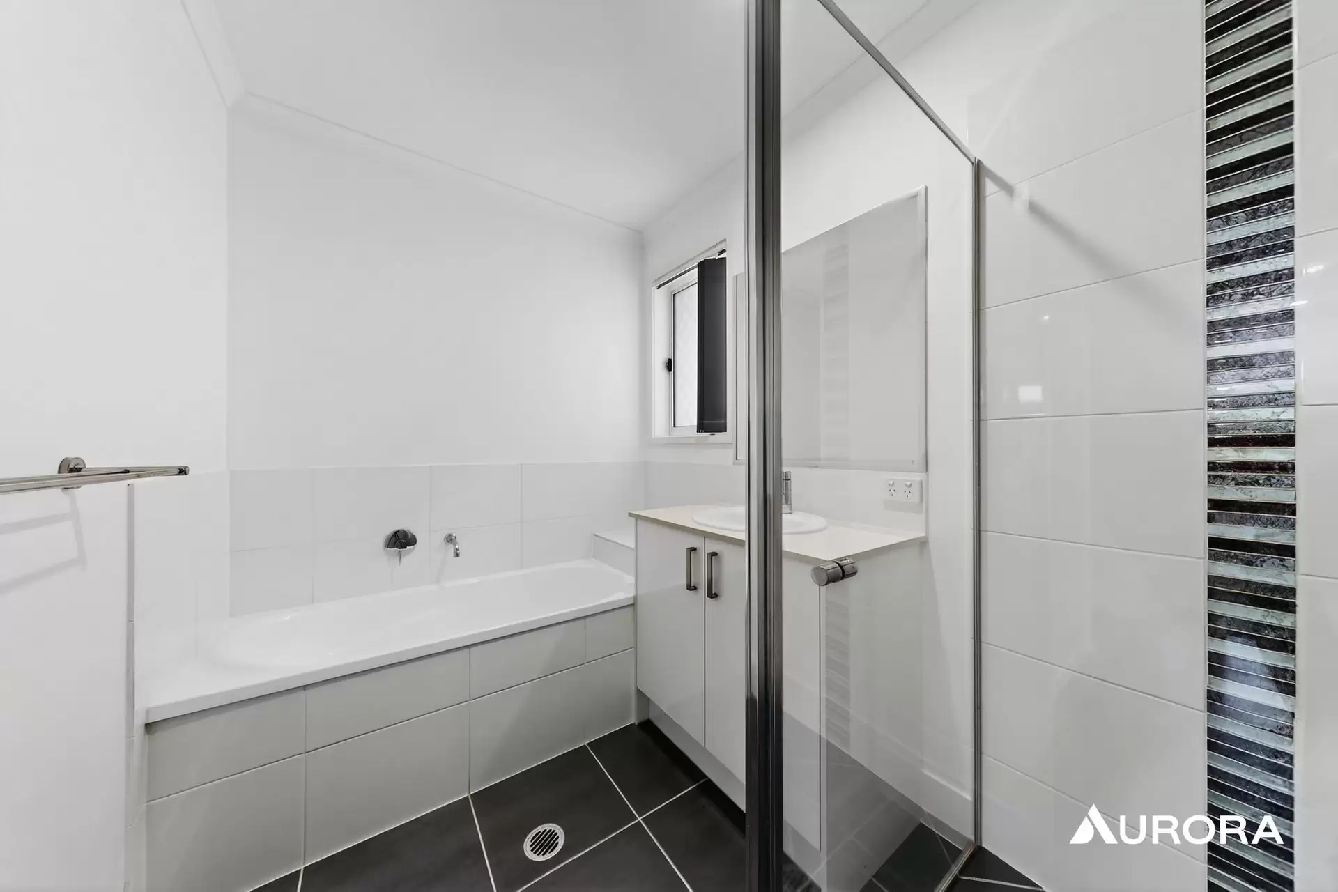 78 Swansea Circuit, Redland Bay Leased by Aurora Property - image 1
