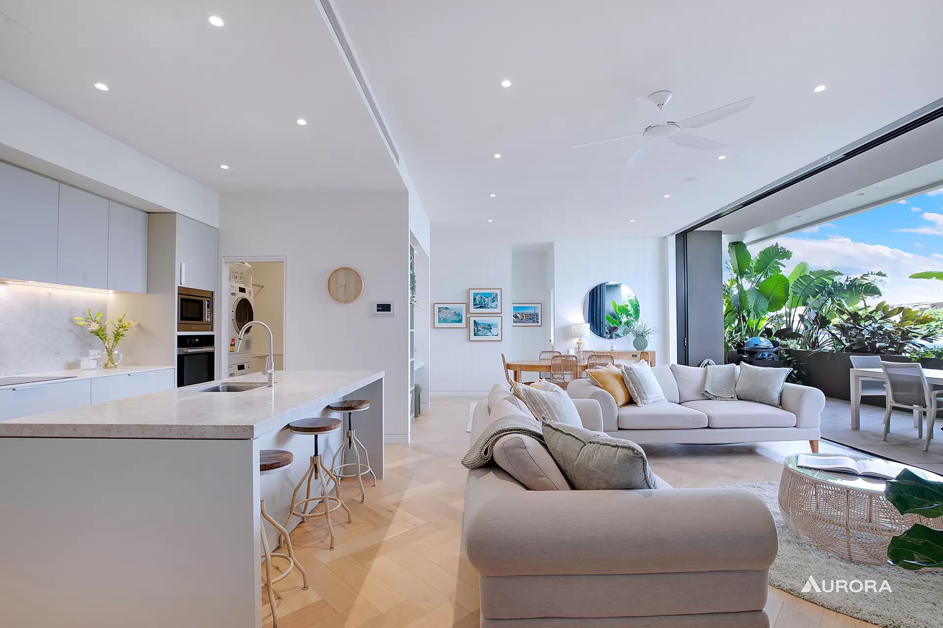 1/3 Mcconnell Street, Bulimba Sold by Aurora Property - image 1