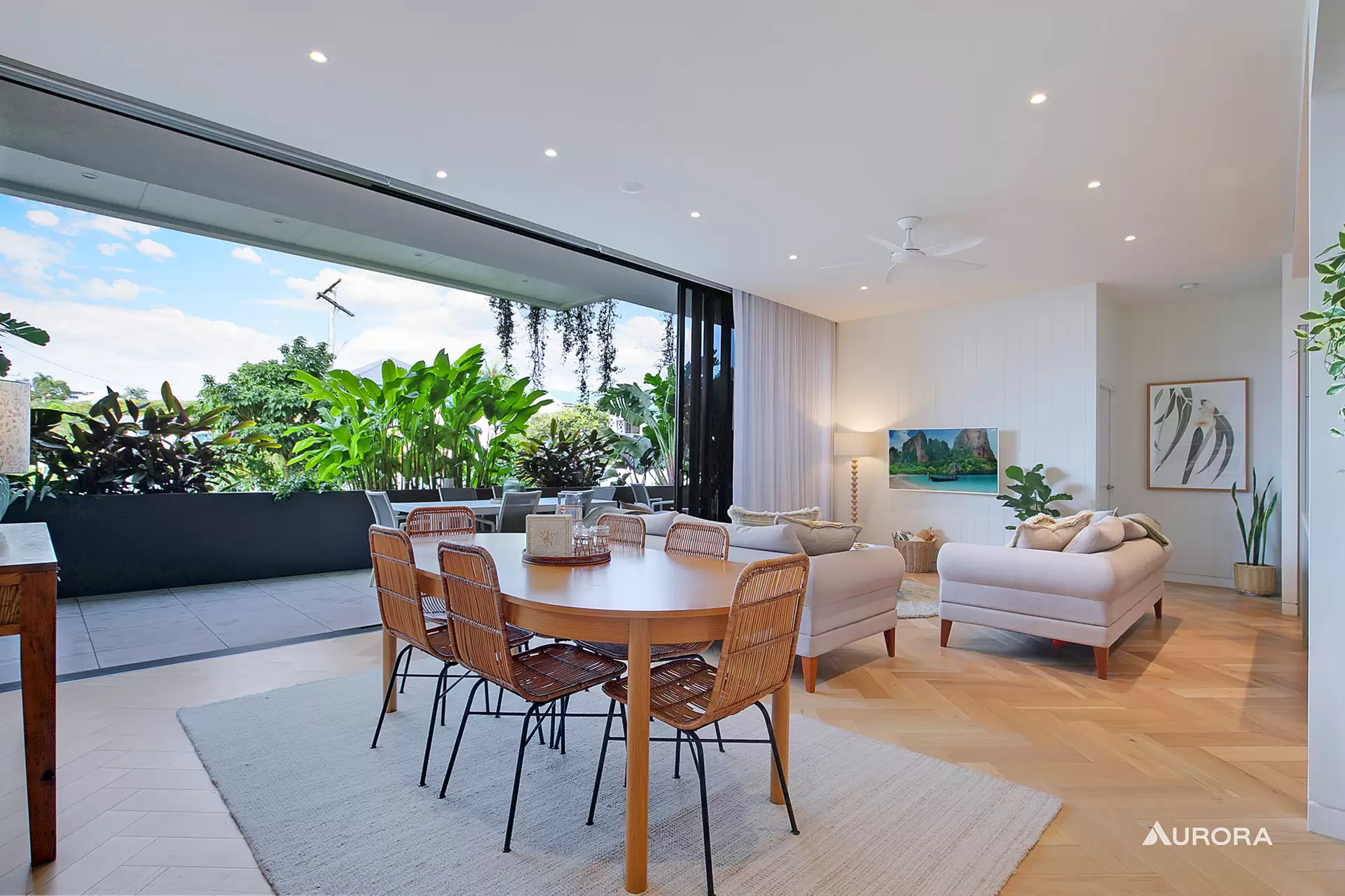 1/3 Mcconnell Street, Bulimba Sold by Aurora Property - image 1