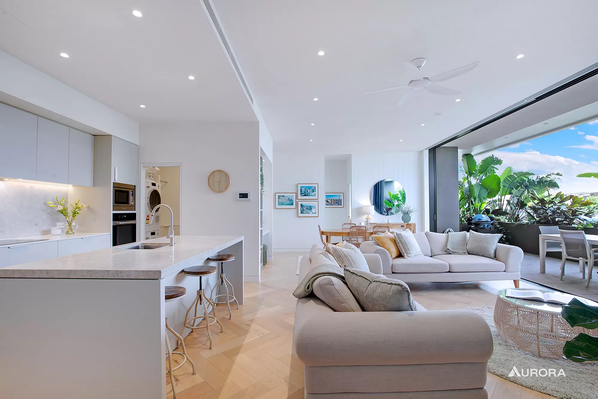 1/3 Mcconnell Street, Bulimba Sold by Aurora Property - image 1