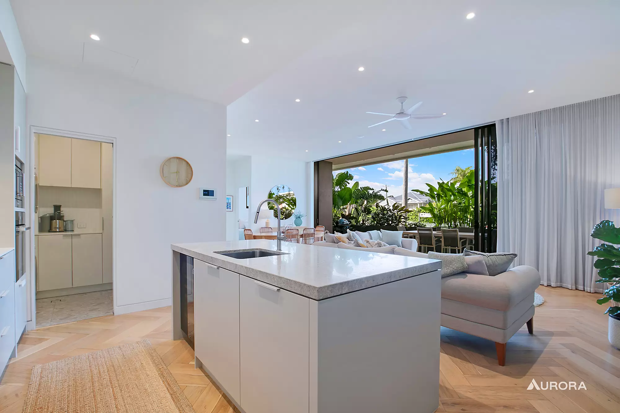 1/3 Mcconnell Street, Bulimba Sold by Aurora Property - image 10