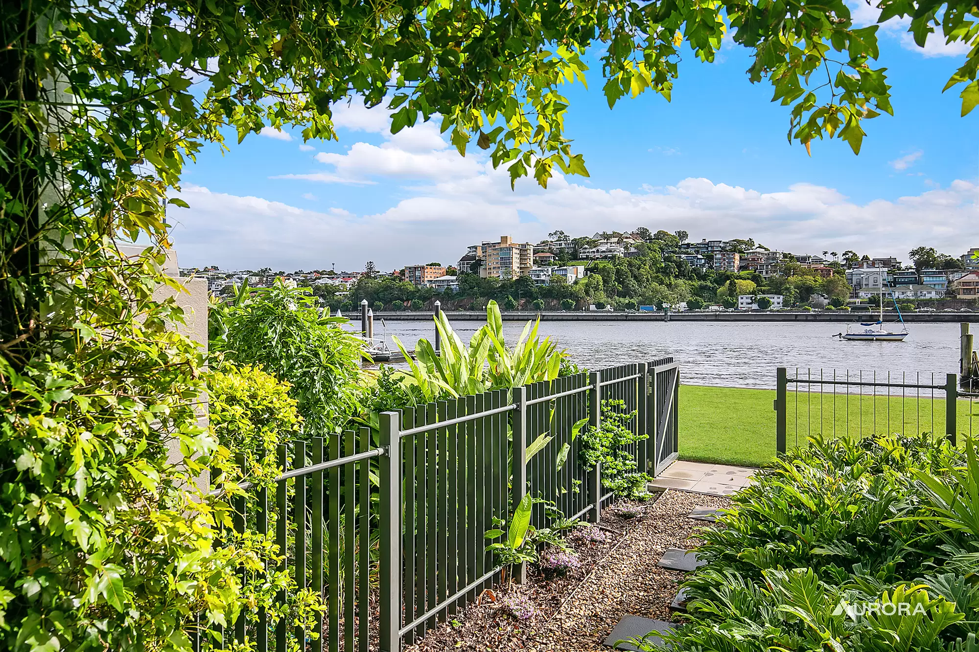 1/3 Mcconnell Street, Bulimba Sold by Aurora Property - image 21