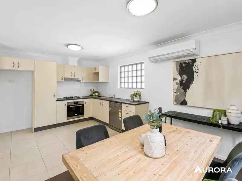 6/82 Lawson Street, Morningside Leased by Aurora Property - image 5