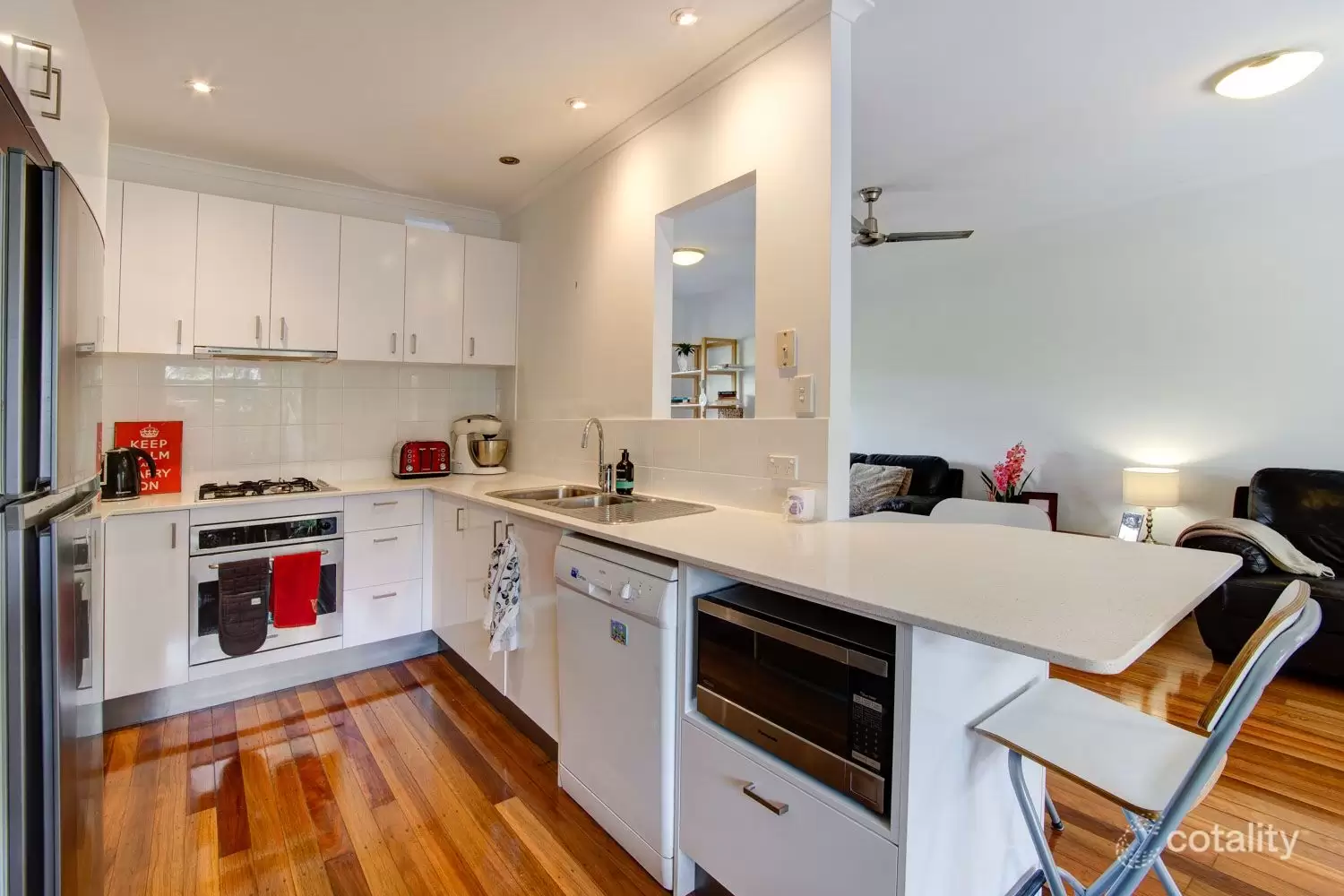 4/32 Cambridge Street, Bulimba Sold by Aurora Property - image 5