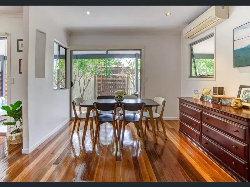 4/32 Cambridge Street, Bulimba Sold by Aurora Property - image 6