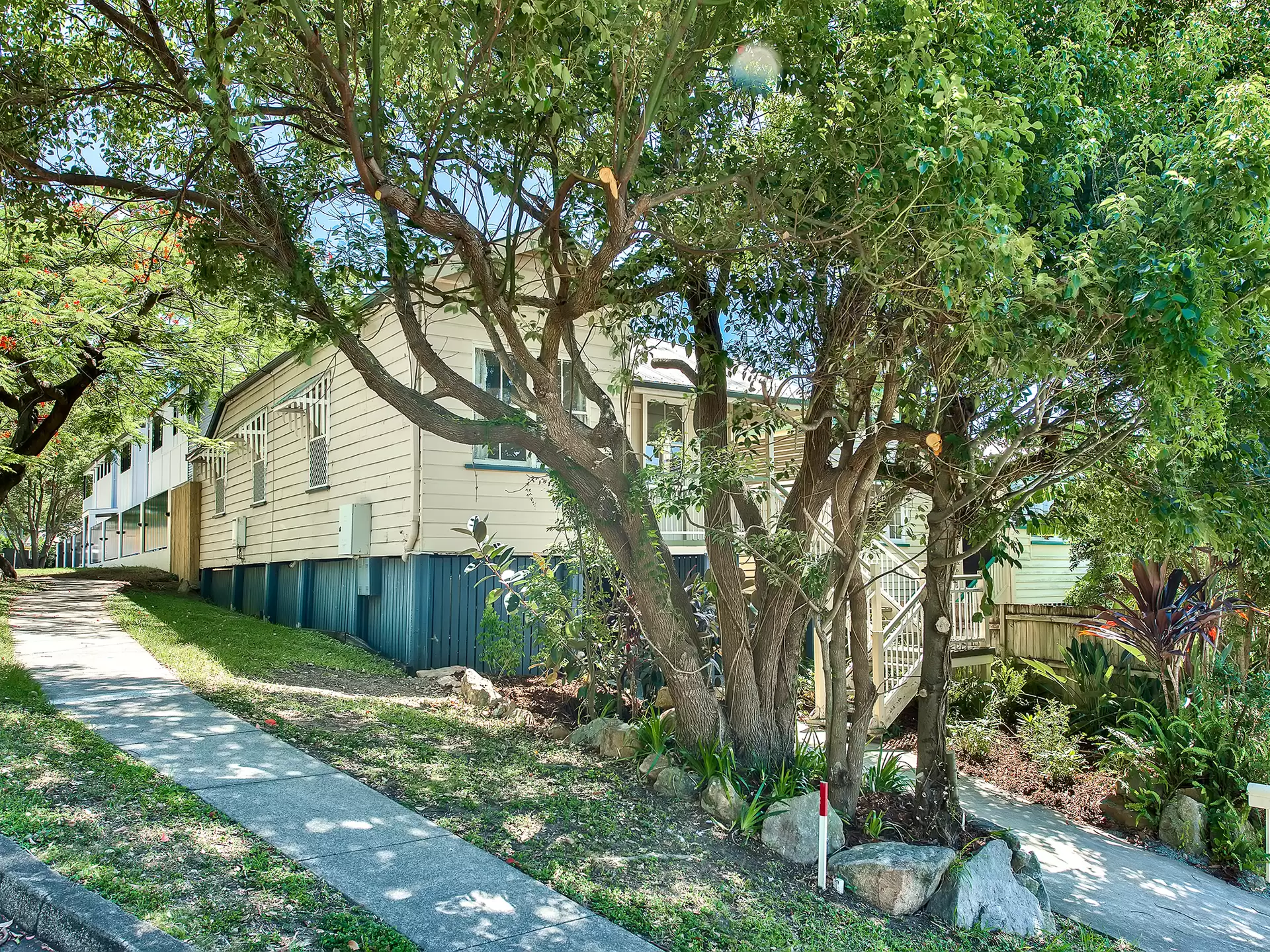 147 Beck Street, Paddington Sold by Aurora Property - image 1