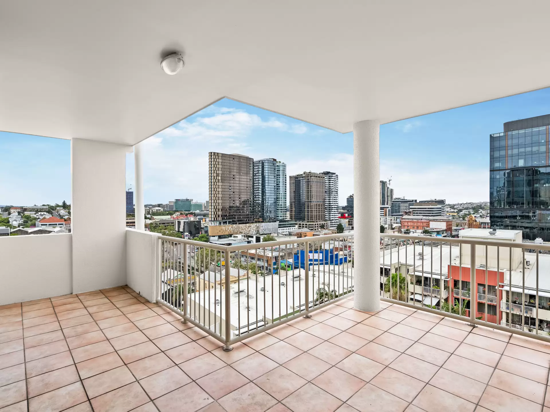 155/35 Gotha Street, Fortitude Valley Sold by Aurora Property - image 1