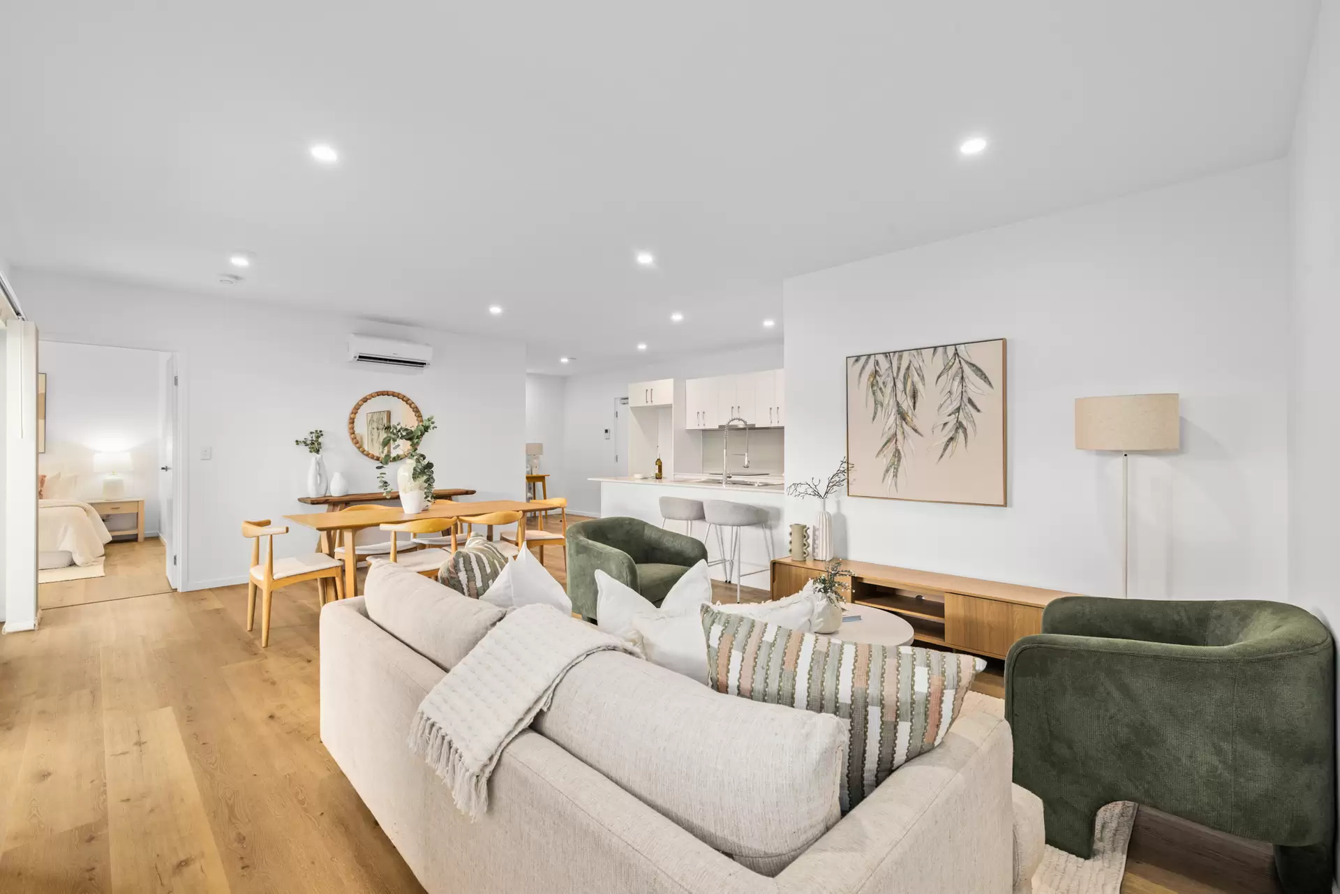 301/492 Samford Road, Gaythorne Sold by Aurora Property - image 1