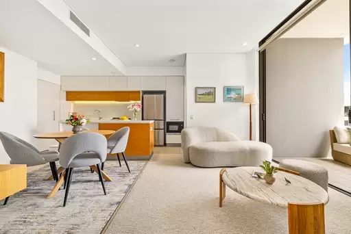 21312/37D Harbour Road, Hamilton Sold by Aurora Property