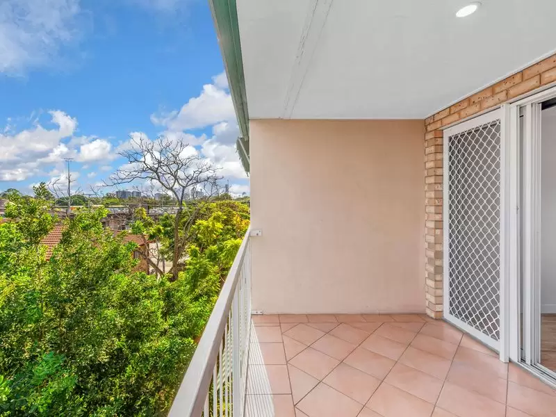 5/24 Baragoola Street, Coorparoo Leased by Aurora Property - image 9