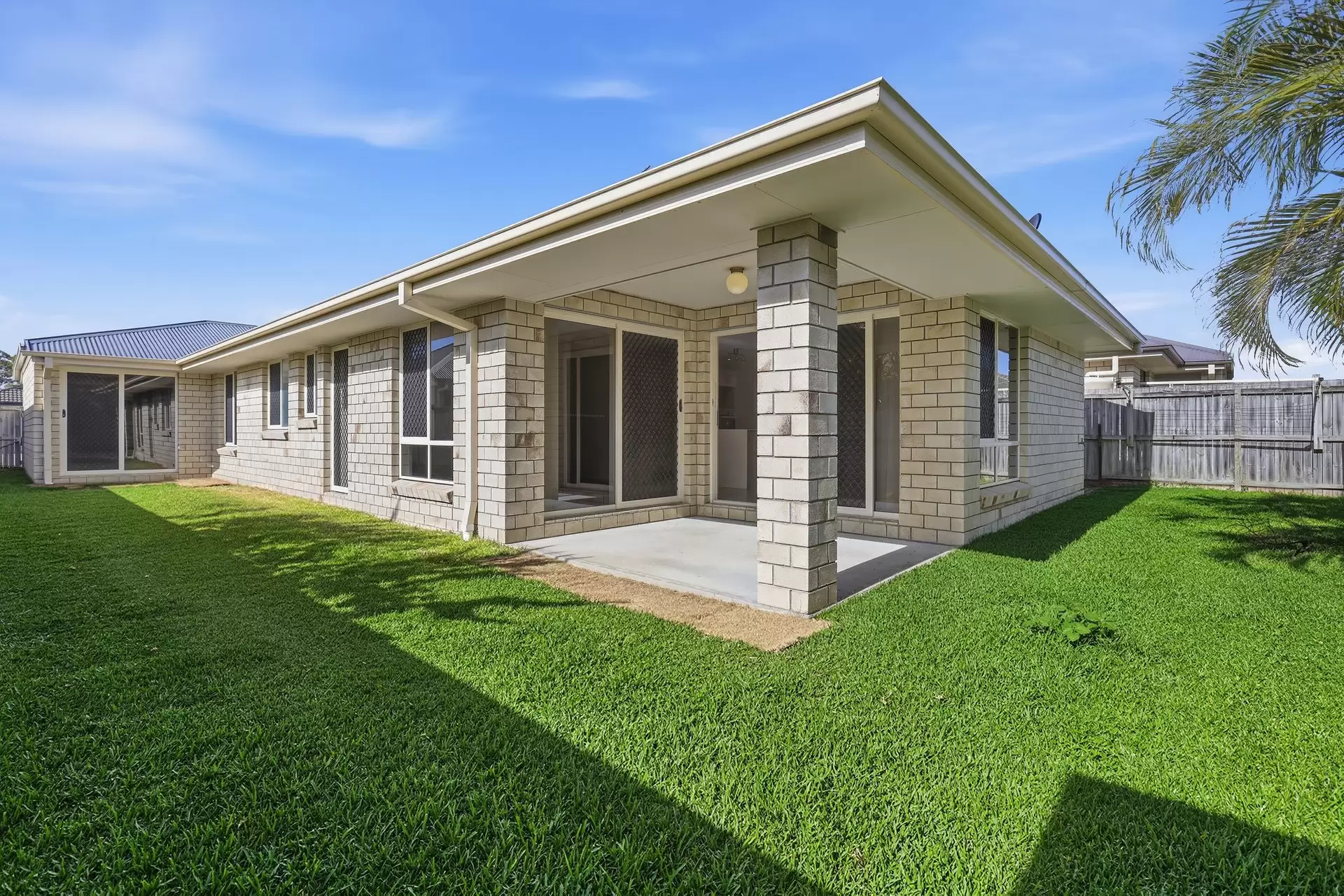 11 Pressland Street, Carseldine Leased by Aurora Property - image 1