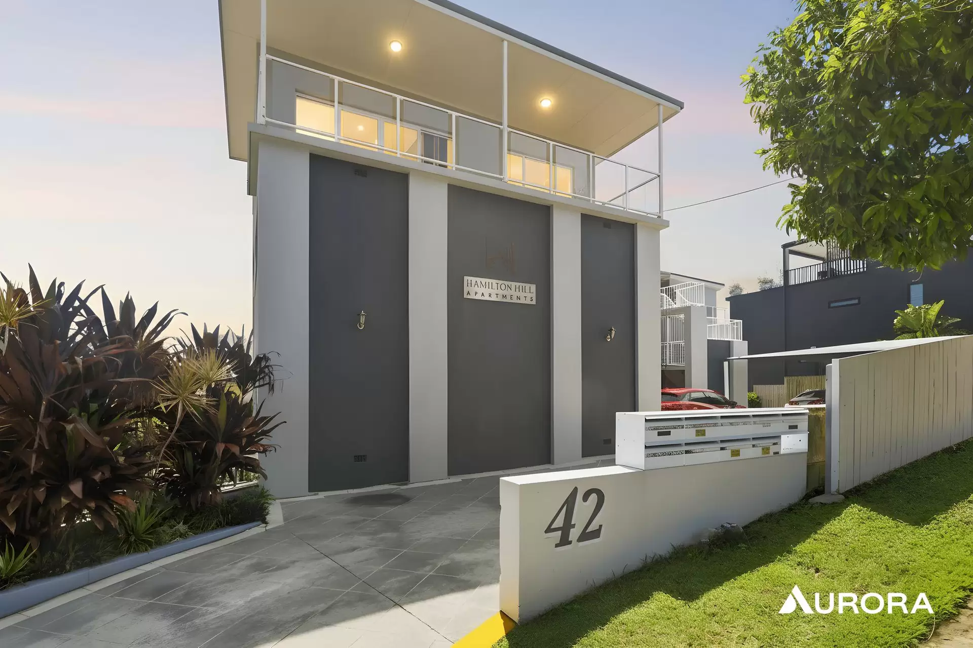 3/42 Toorak Road, Hamilton Leased by Aurora Property - image 1