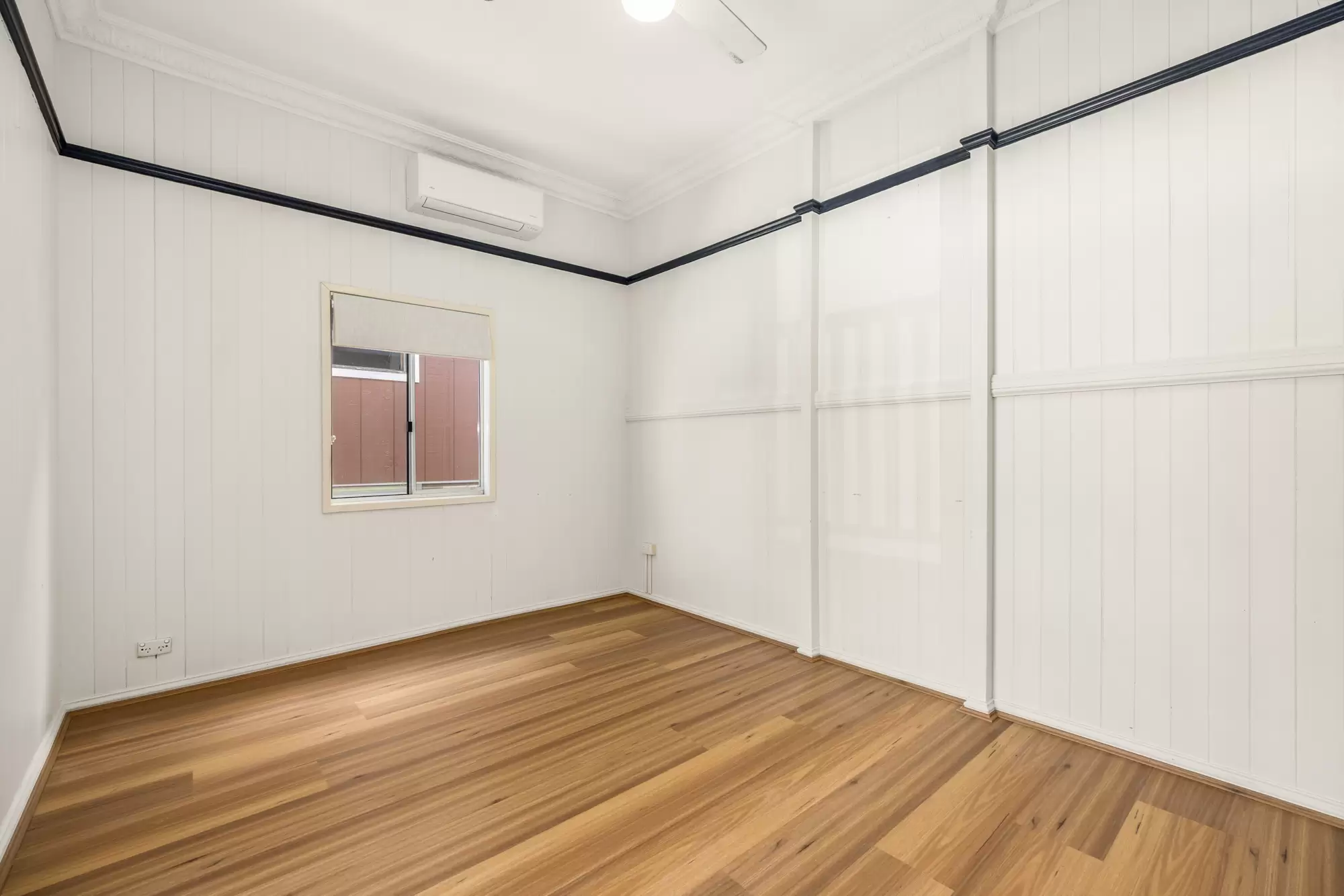 21 Flower Street, Woolloongabba Sold by Aurora Property - image 12
