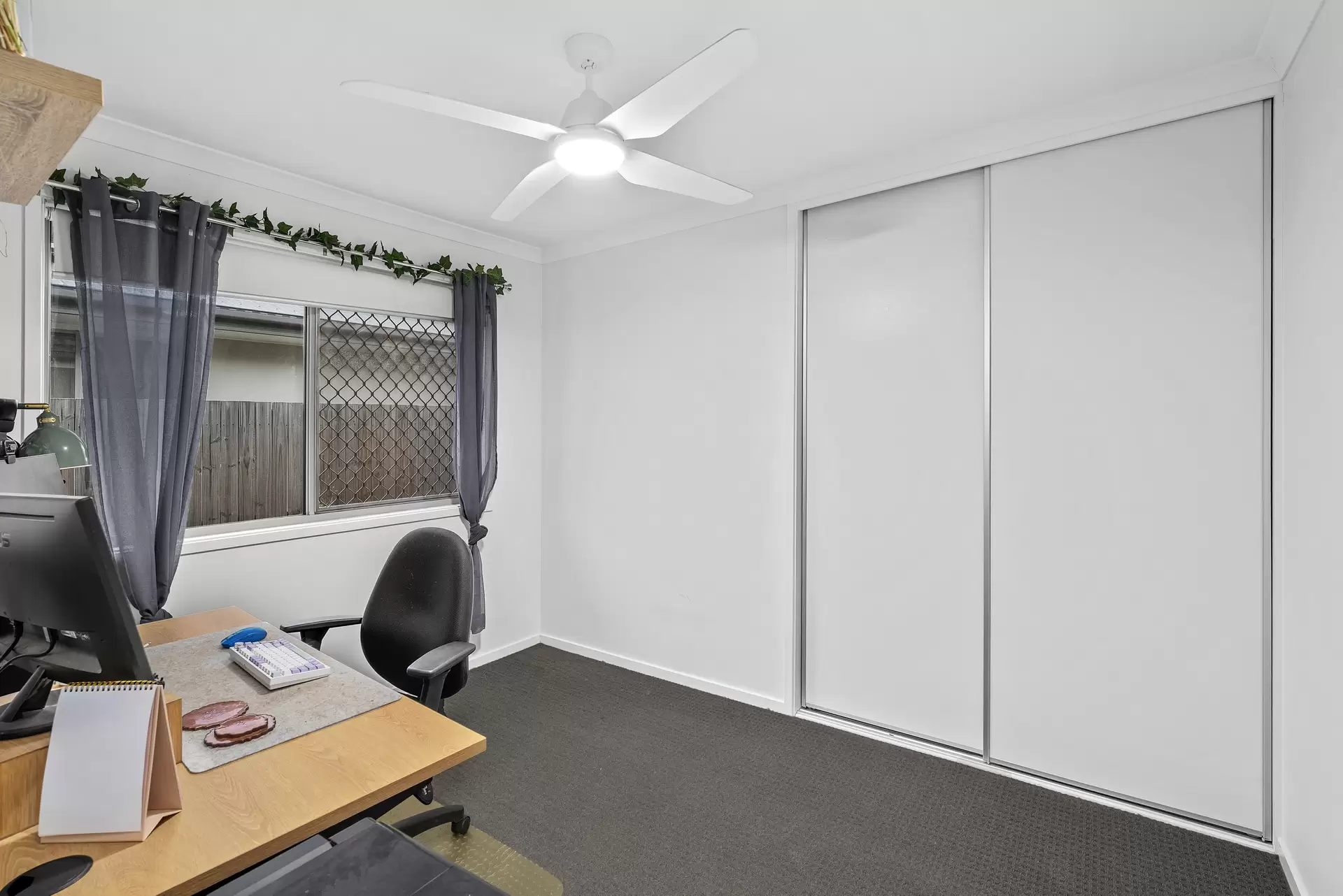 34 Niels Cres, Park Ridge Leased by Aurora Property - image 1