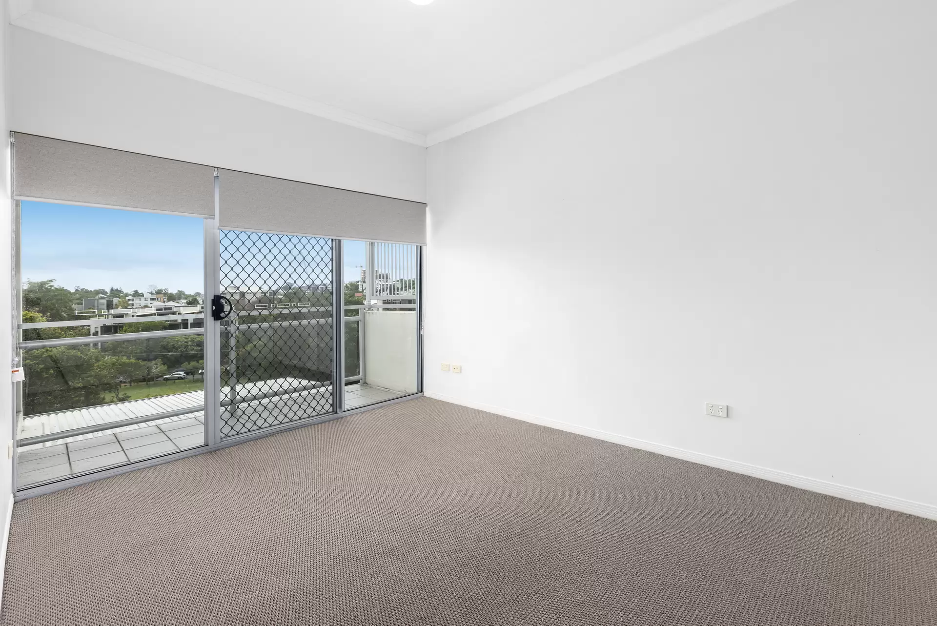 42/28 Belgrave Road, Indooroopilly Leased by Aurora Property - image 1