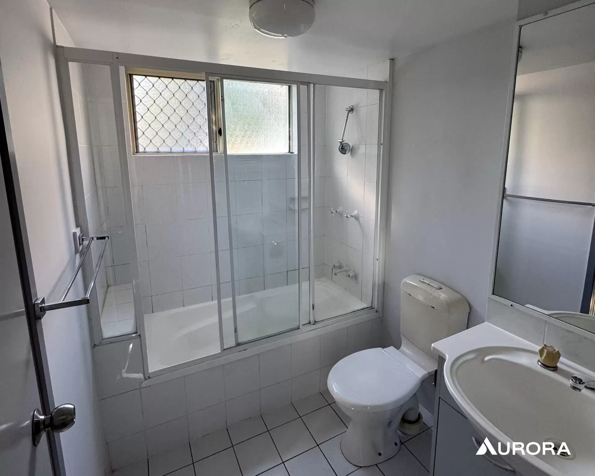 15/21 Campbell Street, Toowong Leased by Aurora Property - image 1