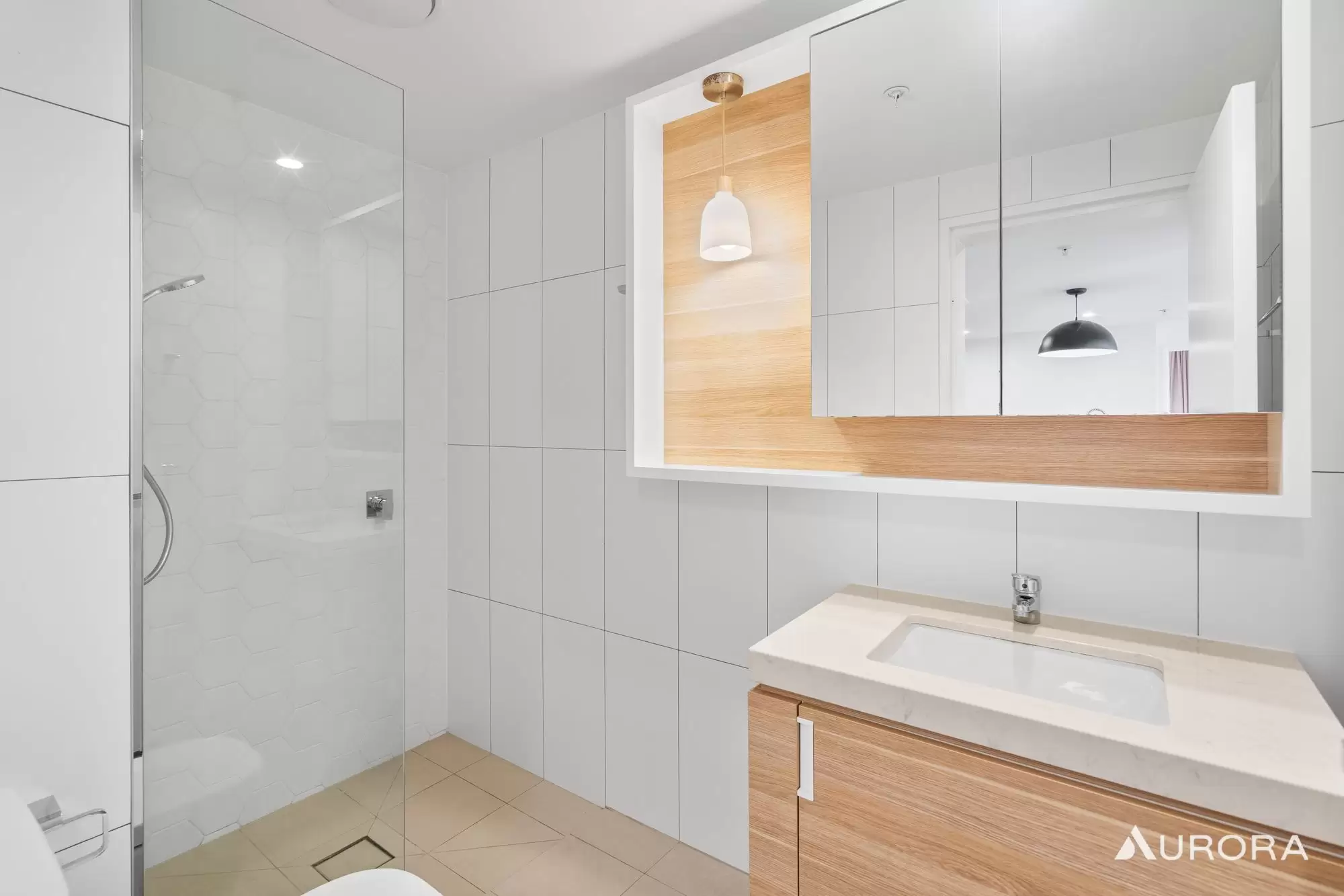 907/17 Deshon Street, Woolloongabba Sold by Aurora Property - image 3