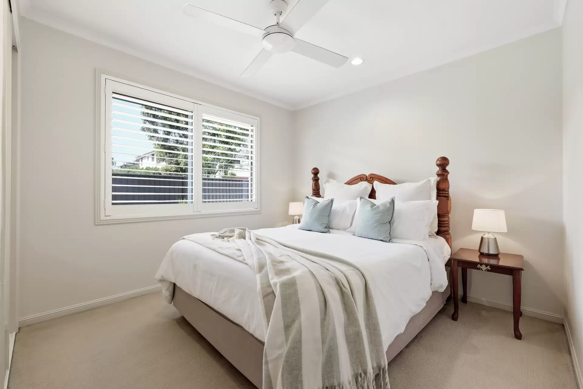 70 Coventry Circuit, Carindale Sold by Aurora Property - image 1