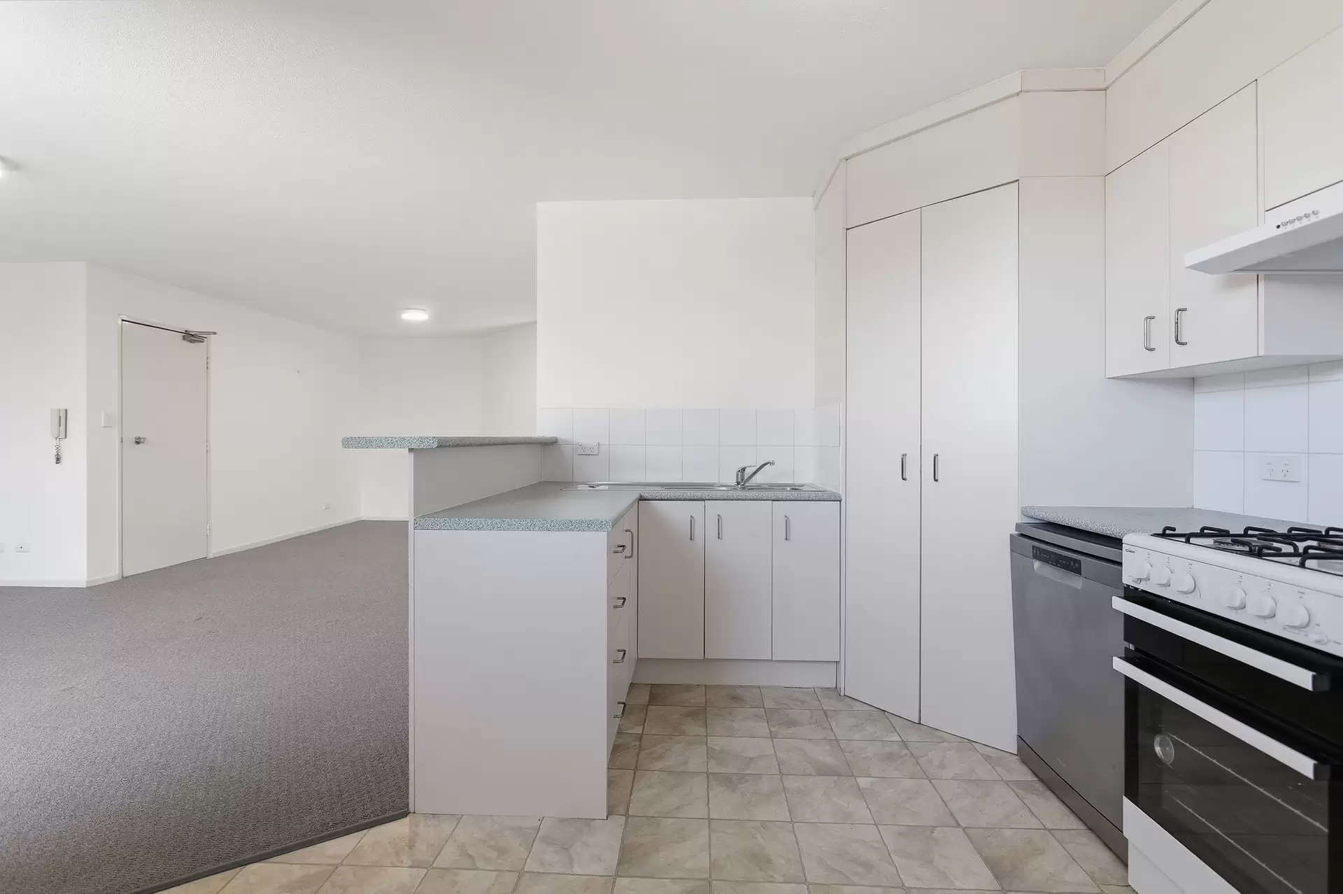 5/23 Wongara Street, Clayfield Leased by Aurora Property - image 1